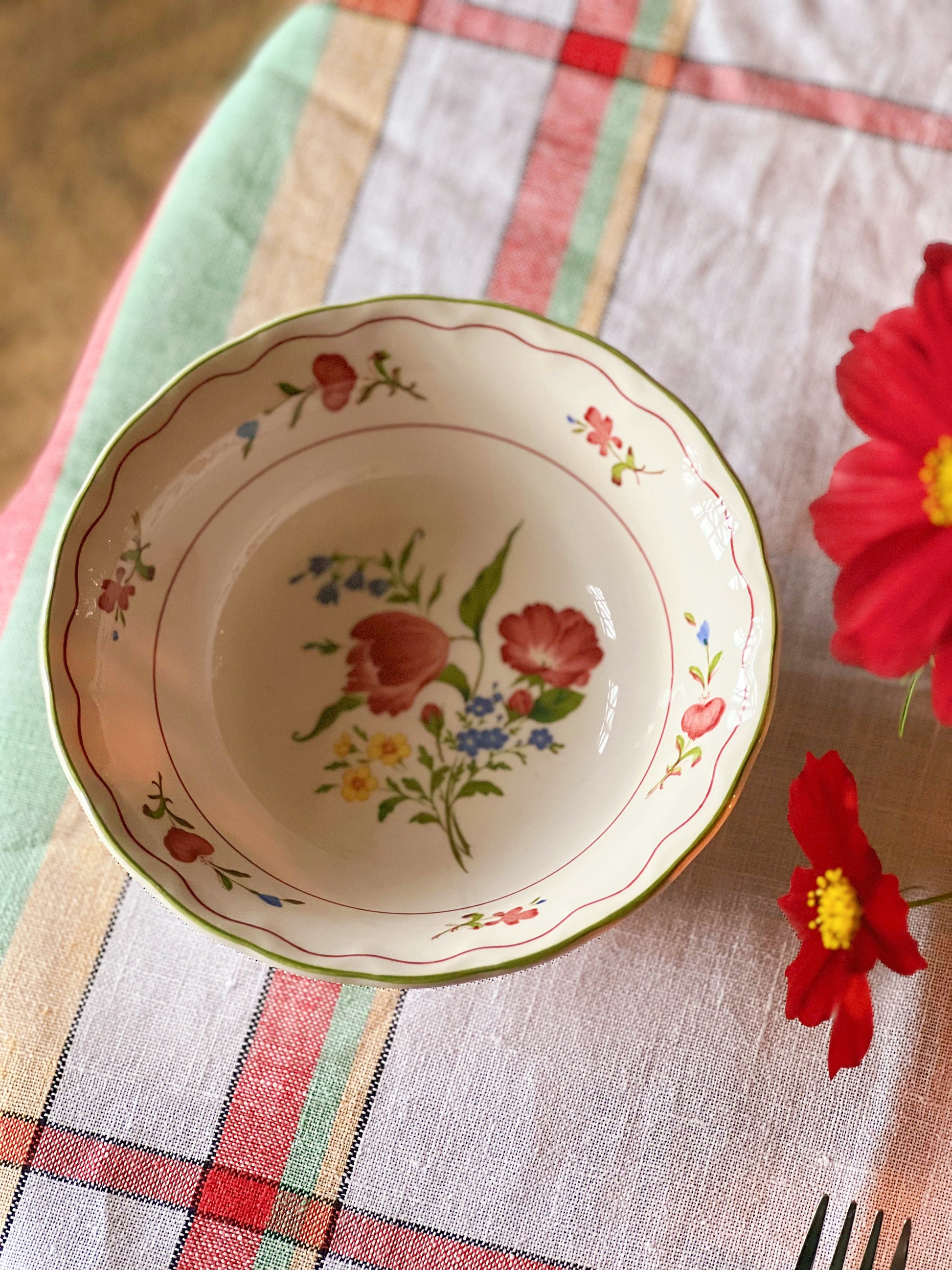 Vintage Nikko Provincial Biarritz Round Vegetable Bowl