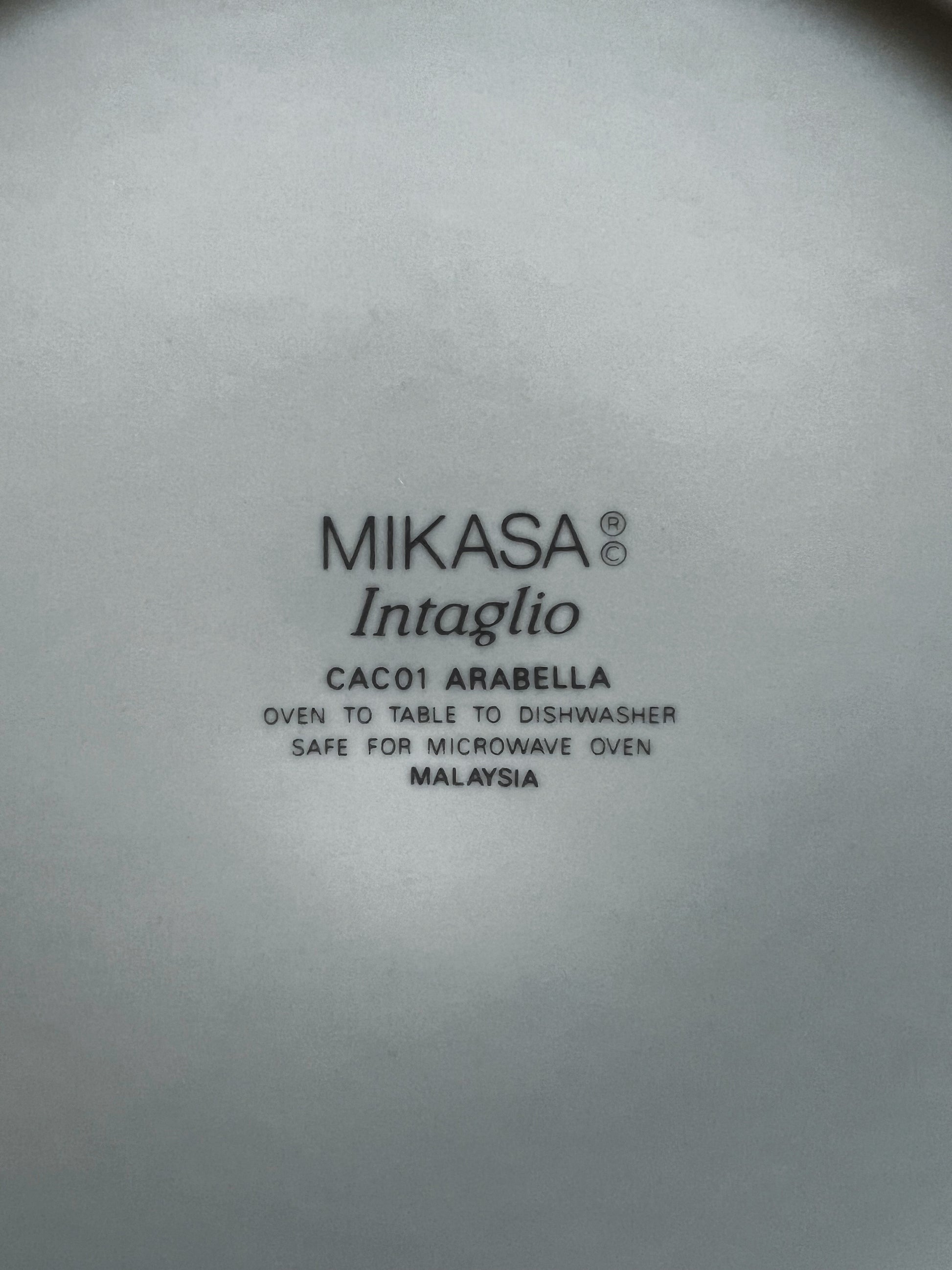 Vintage Mikasa Intaglio Arabella 1.5 Quart Covered Casserole