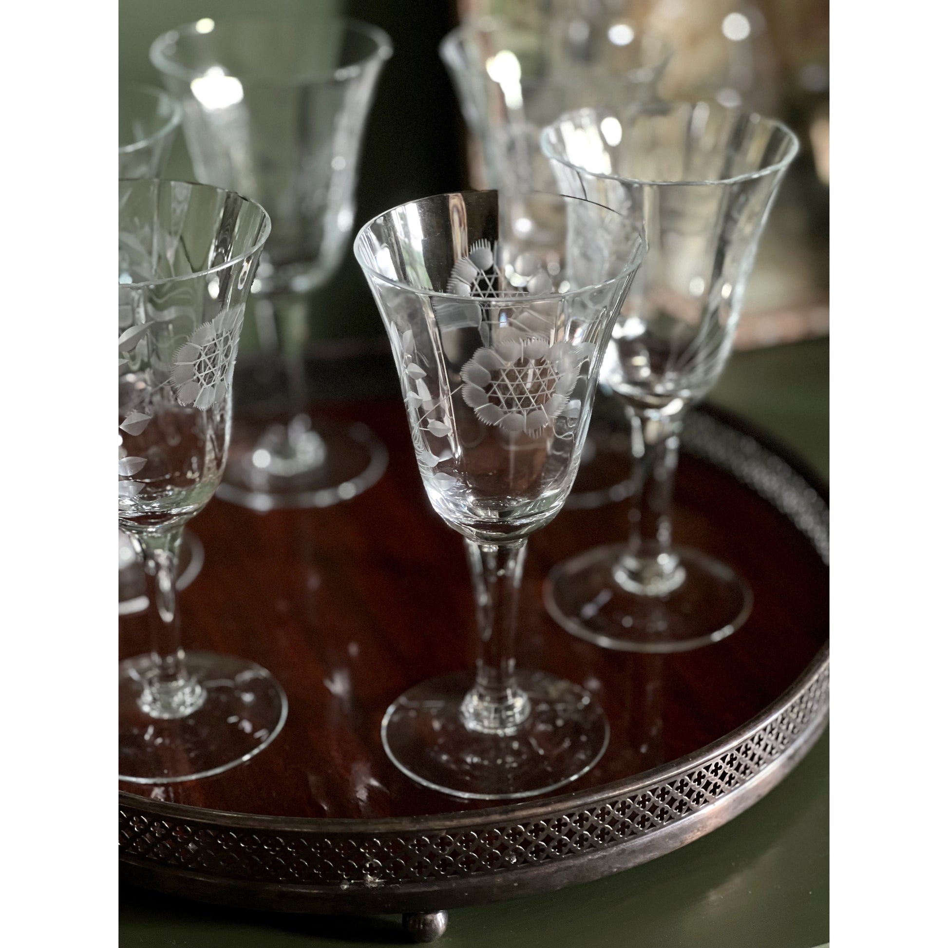 Etched Vintage Wine Glass