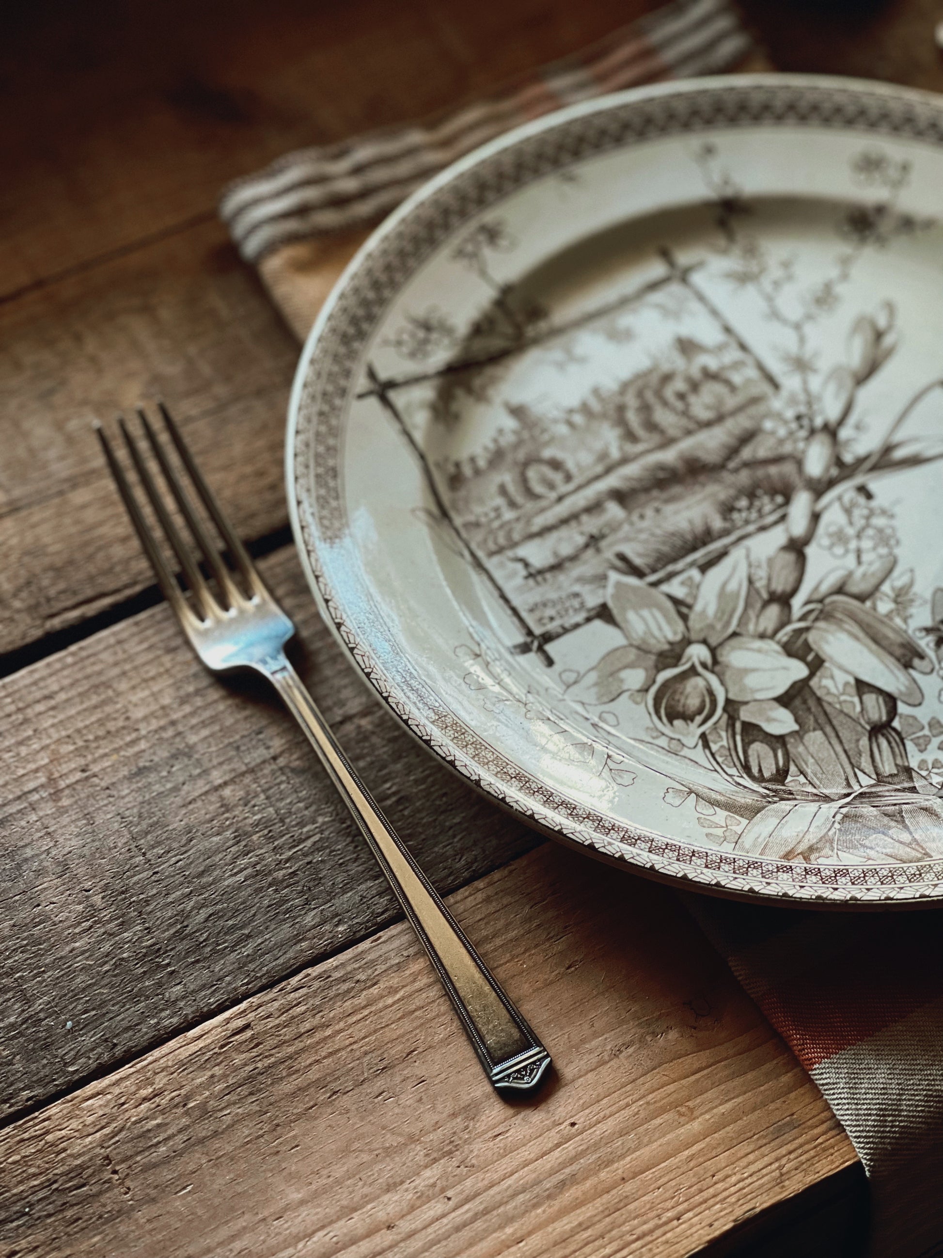 Vintage 1847 Rogers Anniversary Dinner Fork
