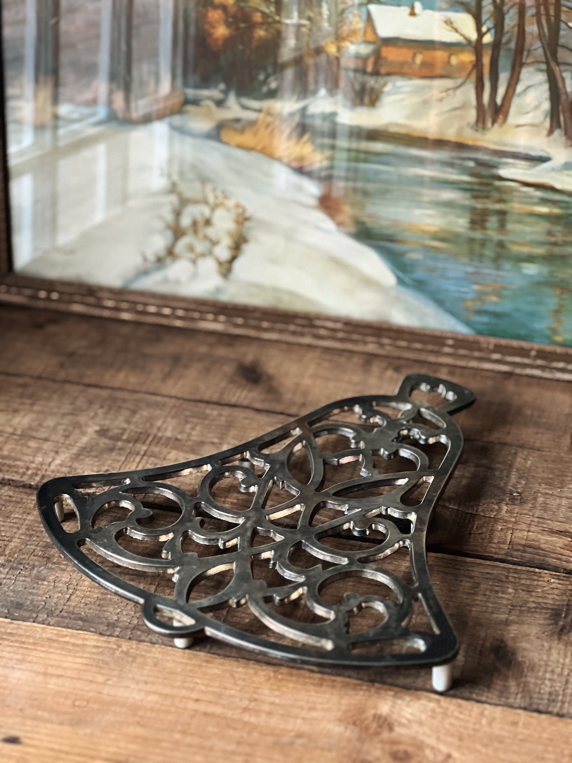 Vintage Wm Rogers Silver Plate Bell Trivet