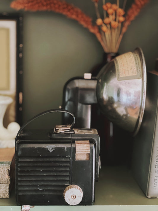 Vintage Hawkeye Brownie Flash Film Camera