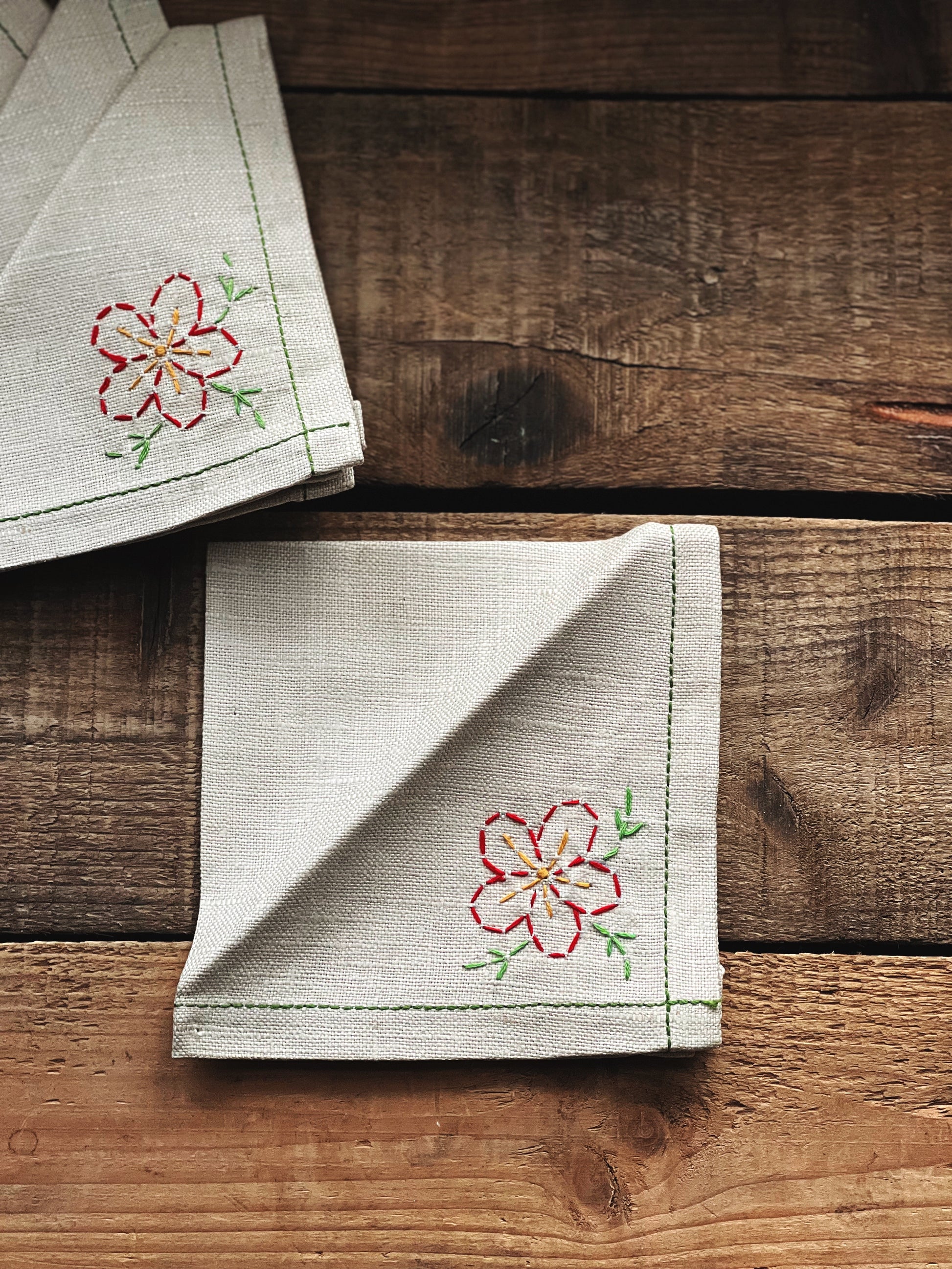 Set of 4 Vintage Embroidered Cocktail Napkins