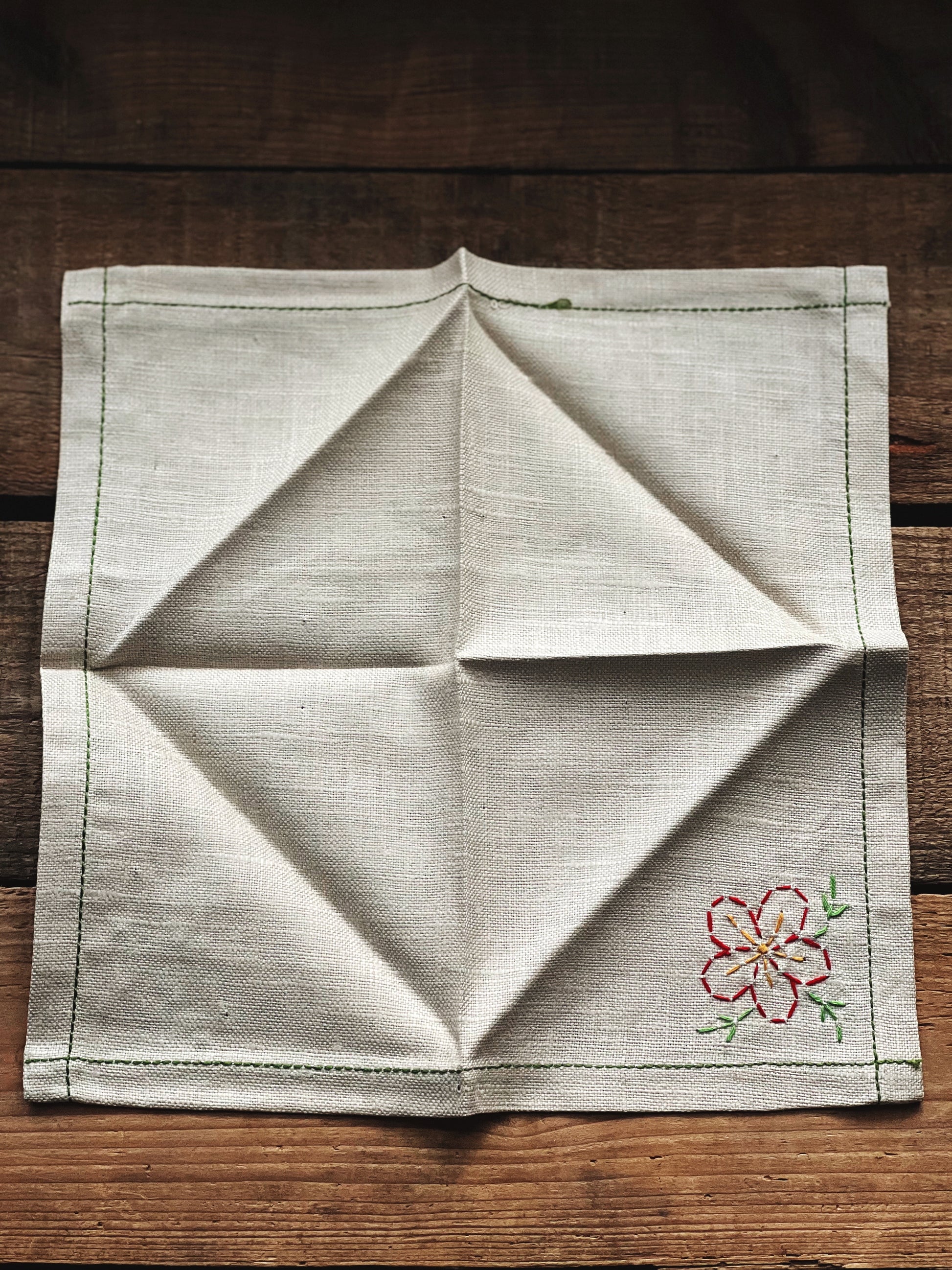 Set of 4 Vintage Embroidered Cocktail Napkins