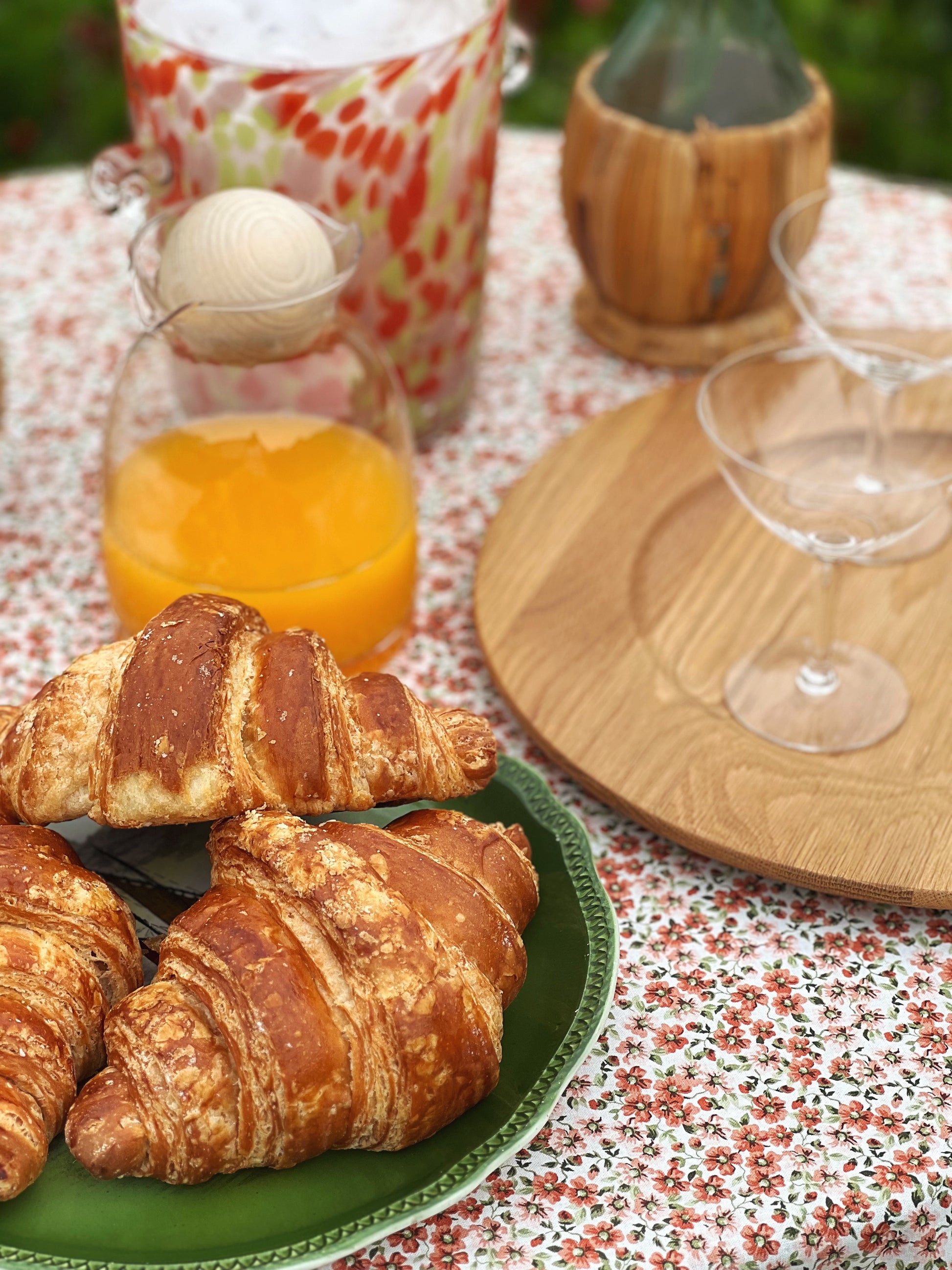 Clear Glass Double Spout Decanter with Ball Stopper