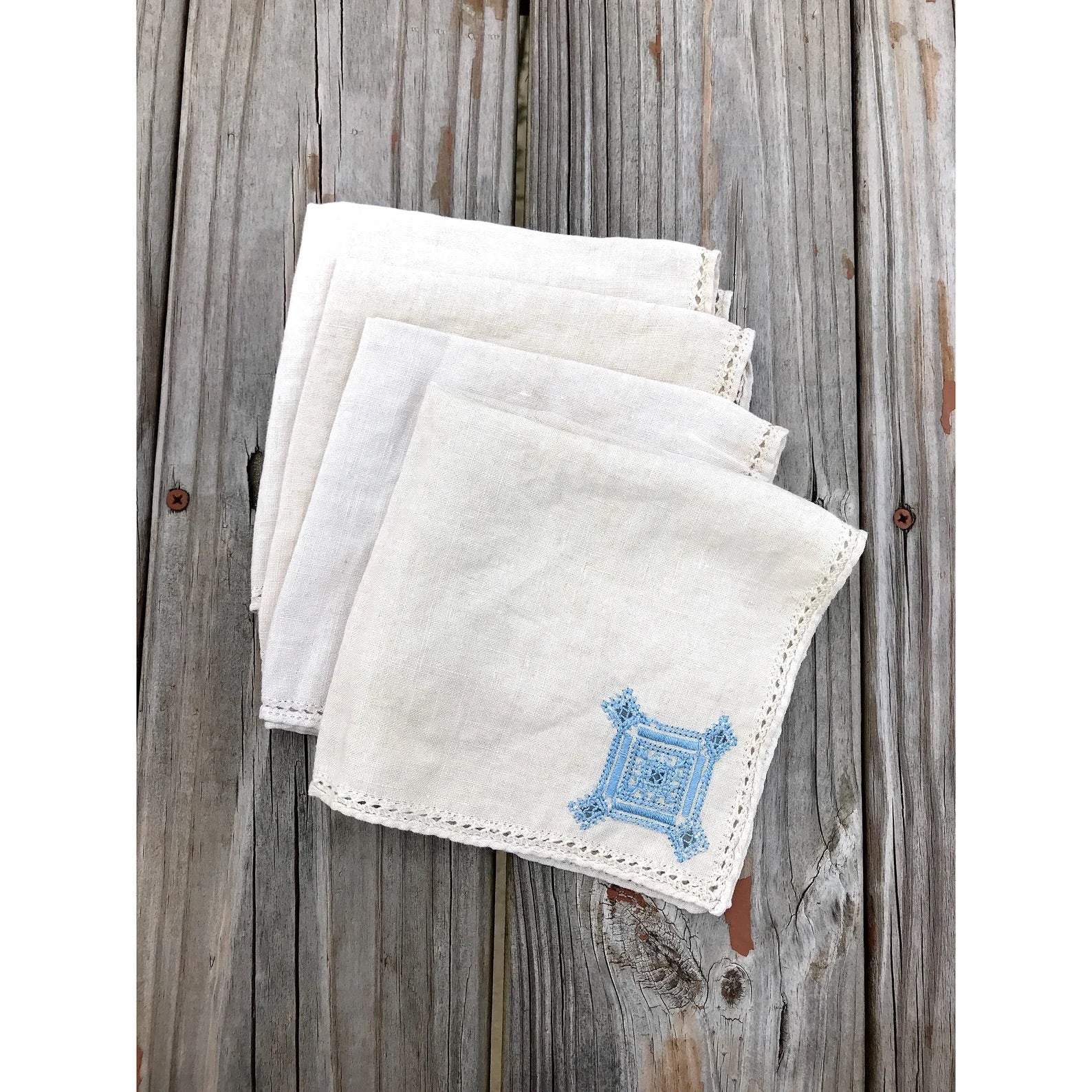 Vintage Set of 4 Linen Embroidered Cocktail Napkins