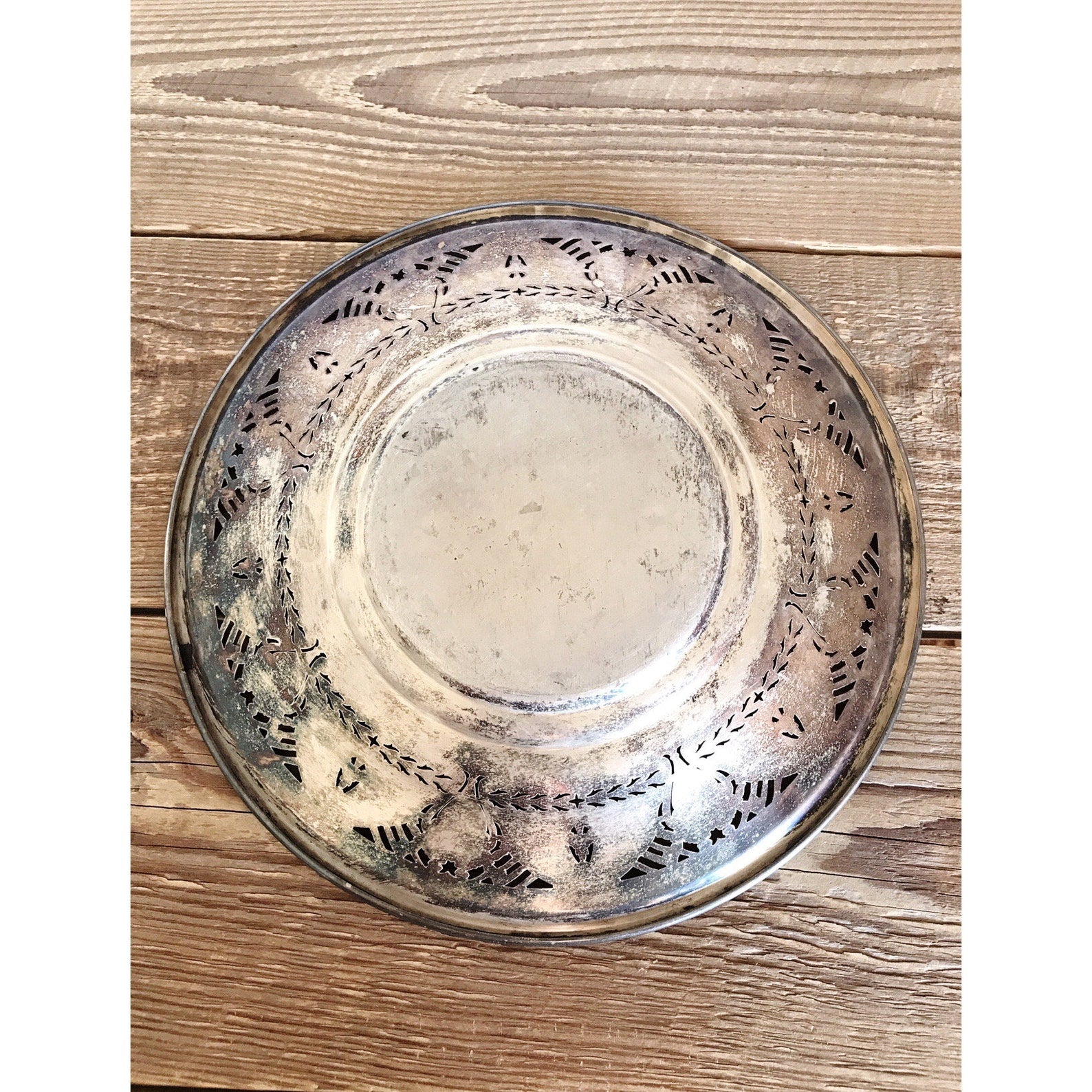 Vintage Armor Silver Plate Round Footed Plate / Cake Stand