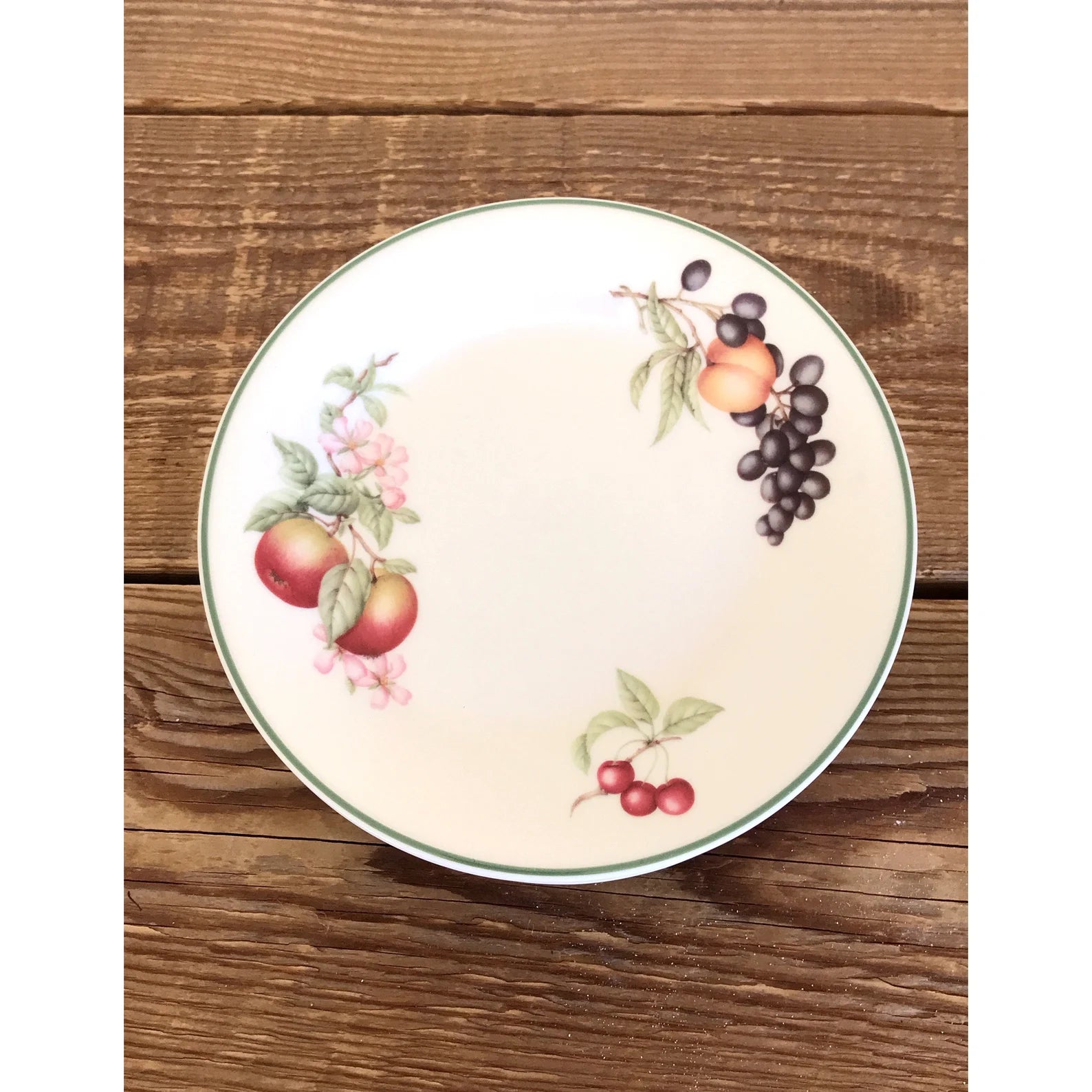 Vintage Set of 4 Fruit Design Bread & Butter Plates
