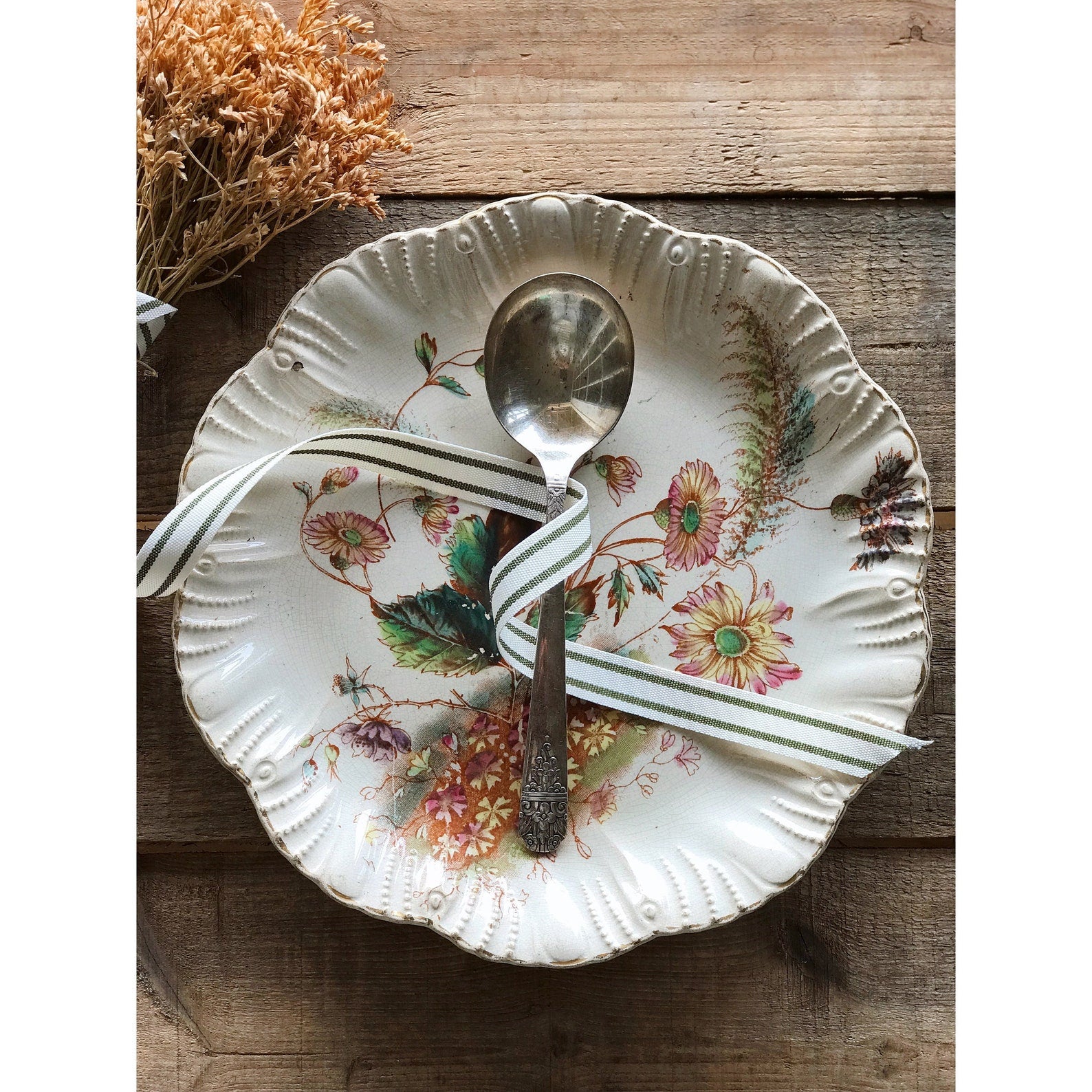 Vintage Wm A Rogers Margate Soup Spoon