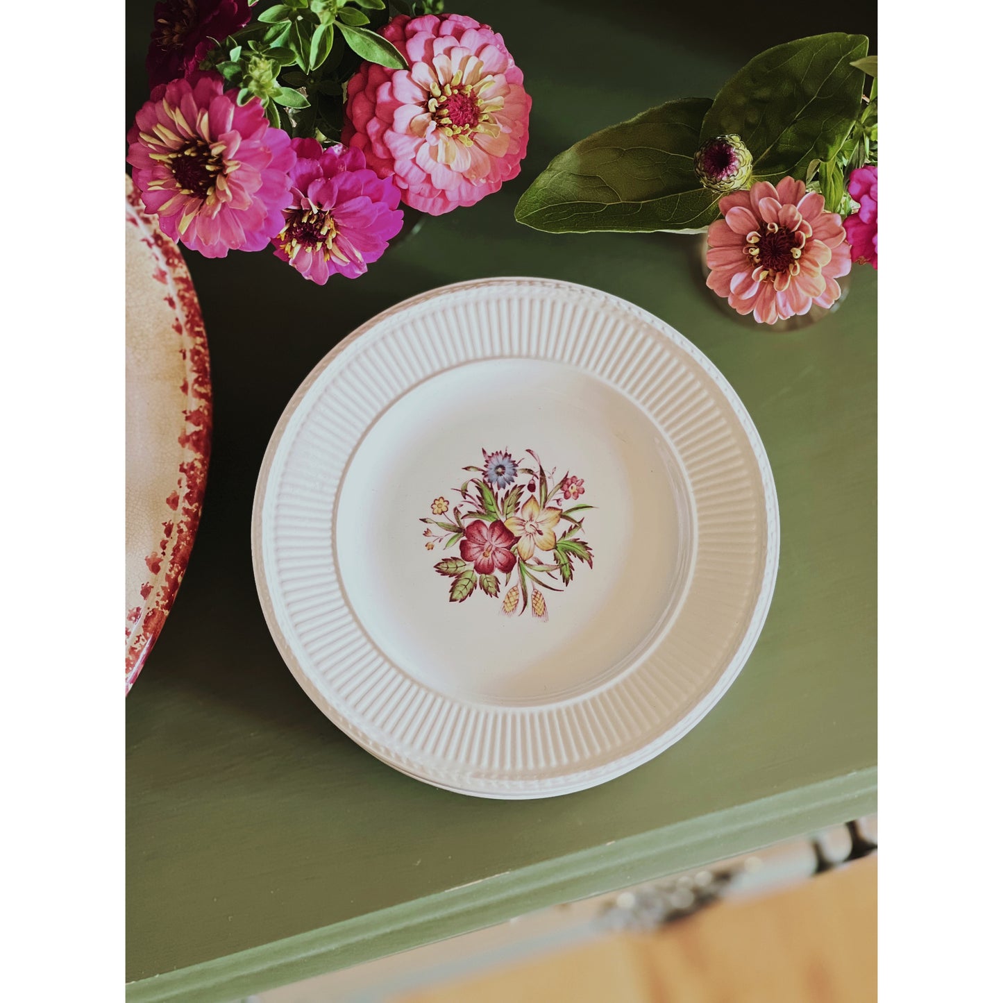 Vintage Wedgwood Cavalier Meadow Dessert Plate