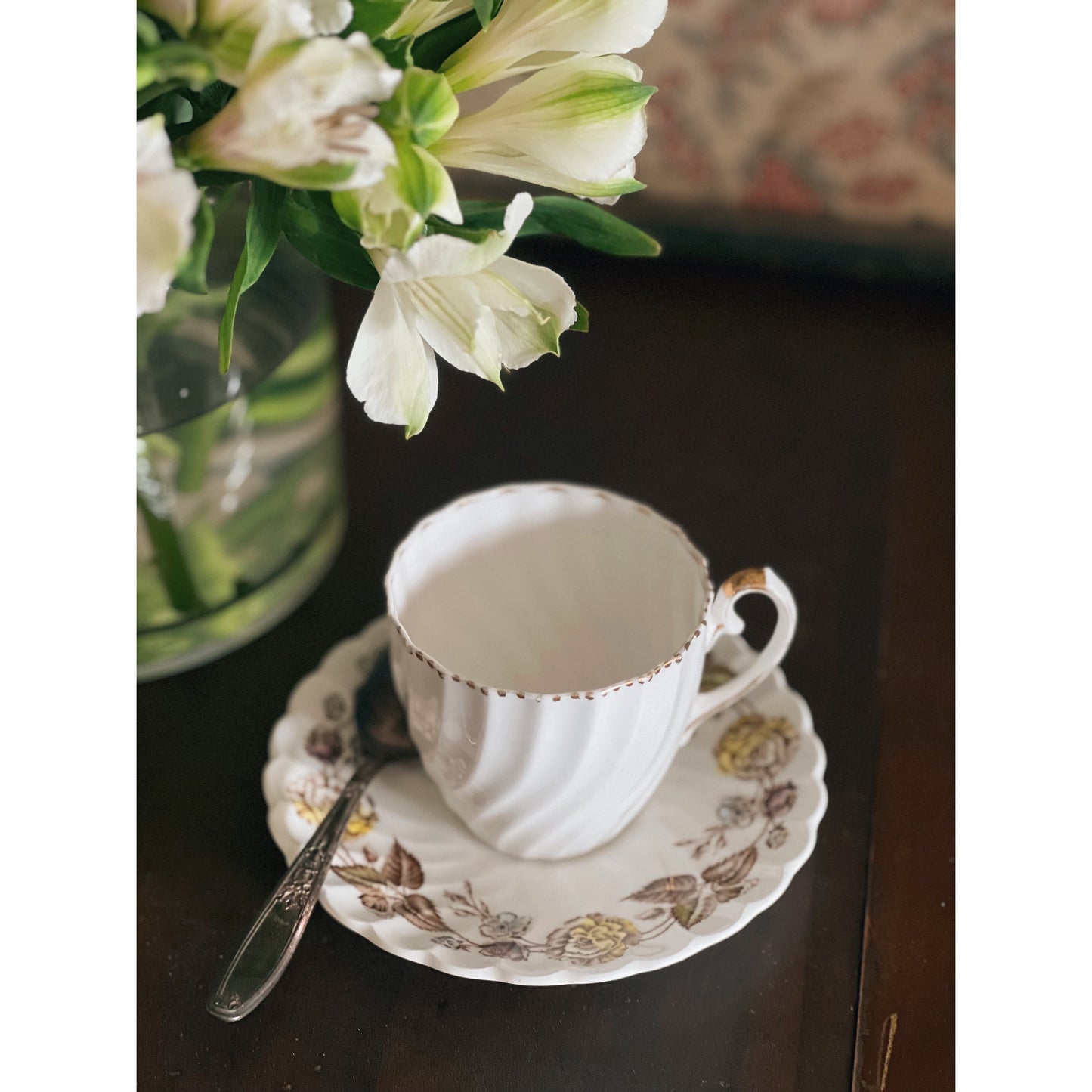 Vintage Mix Match Teacup & Saucer Set