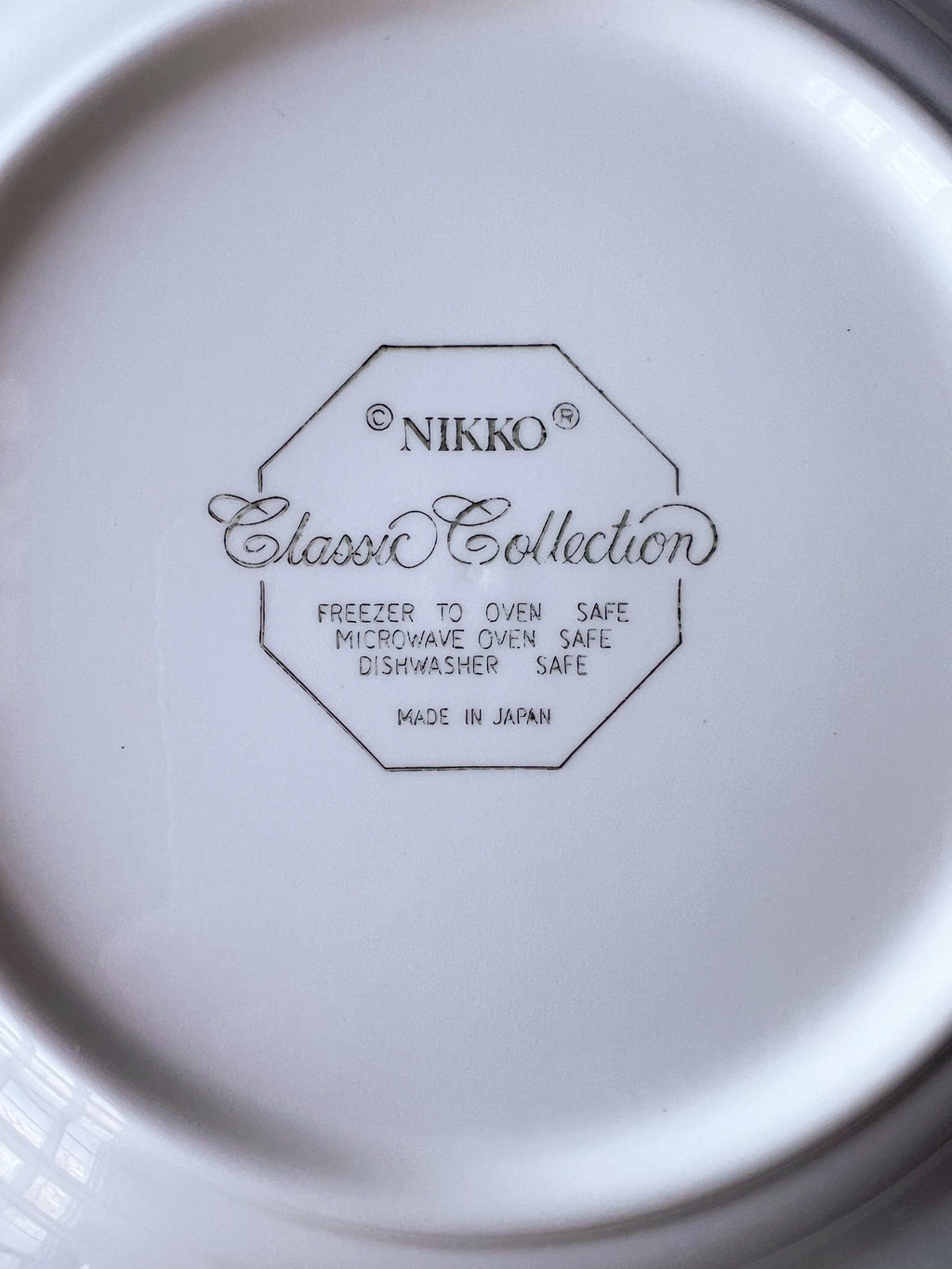 Vintage Nikko Classics Collection White Dinner Plate