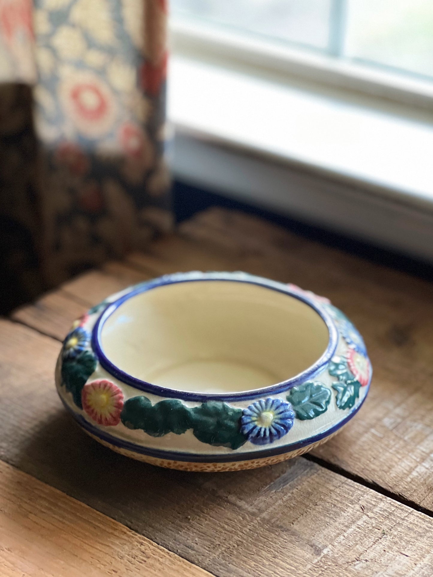 Vintage Japan Flower Bowl