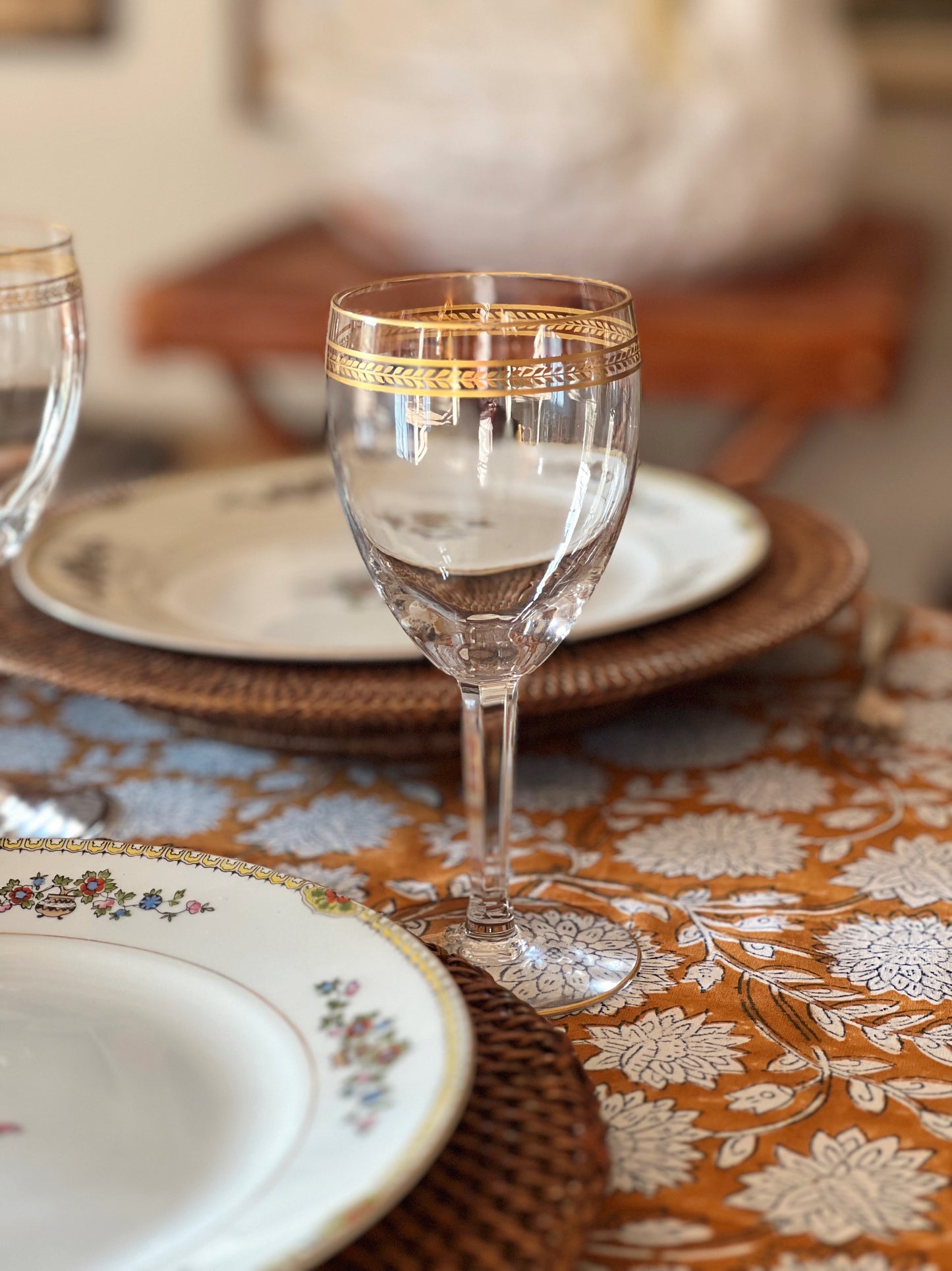 Set of 4 Vintage Crystal Gold Laurel Rim Wine Glasses