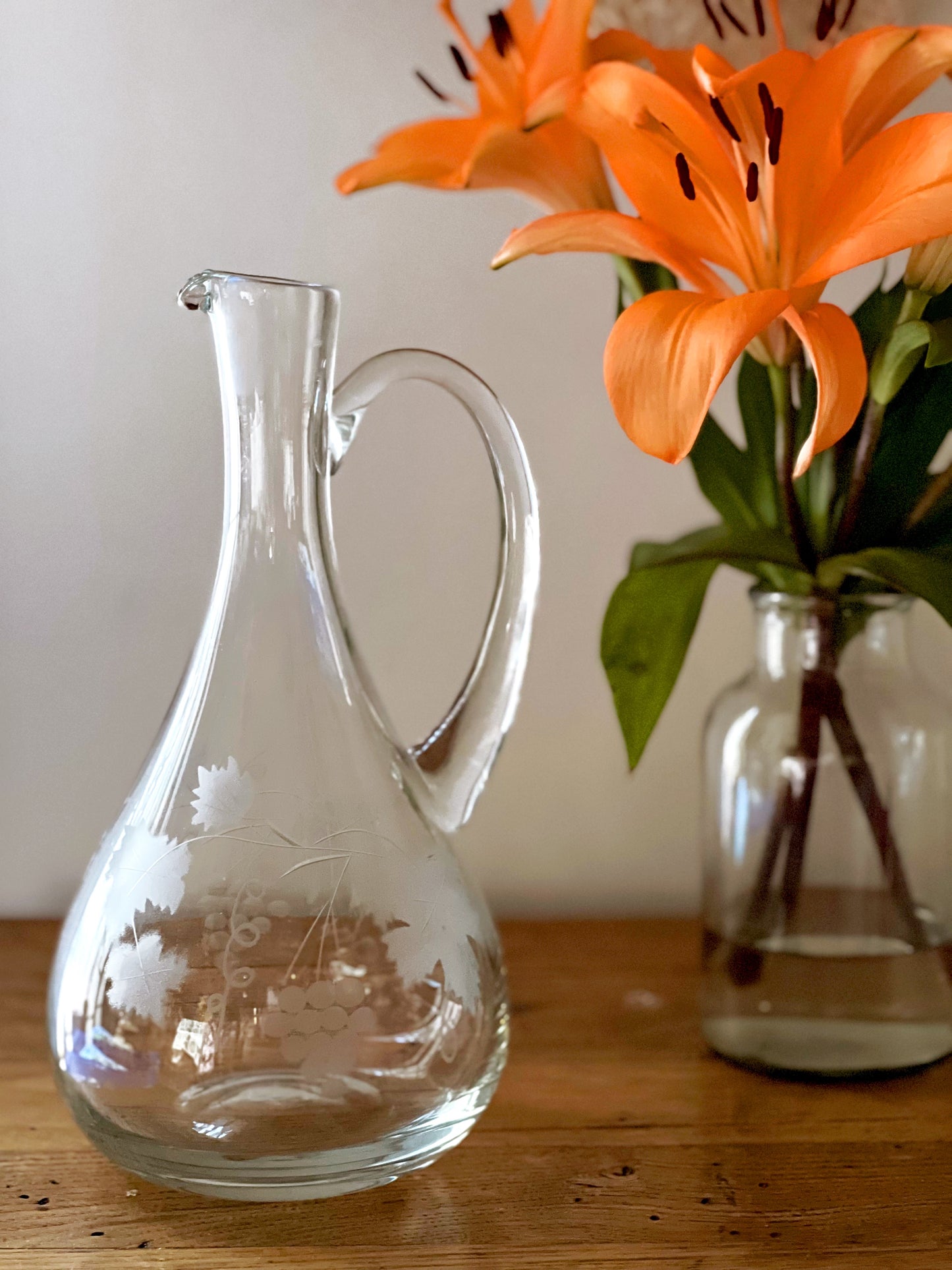 flat bottom etched glass decanter