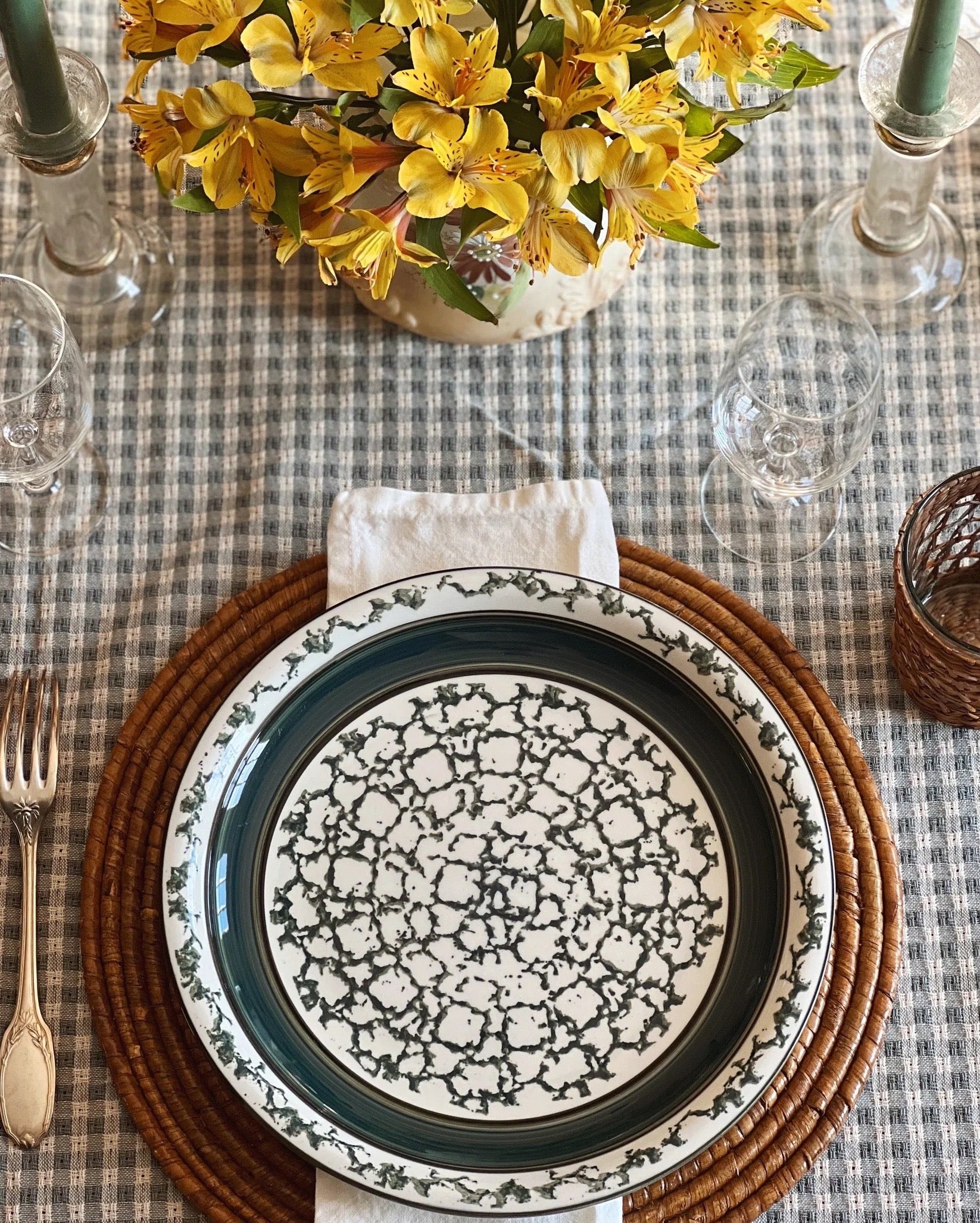 green sponge ware dinner plate