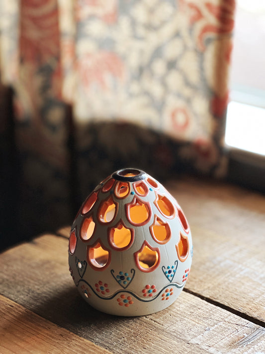 egg shaped candleholder made in Mexico