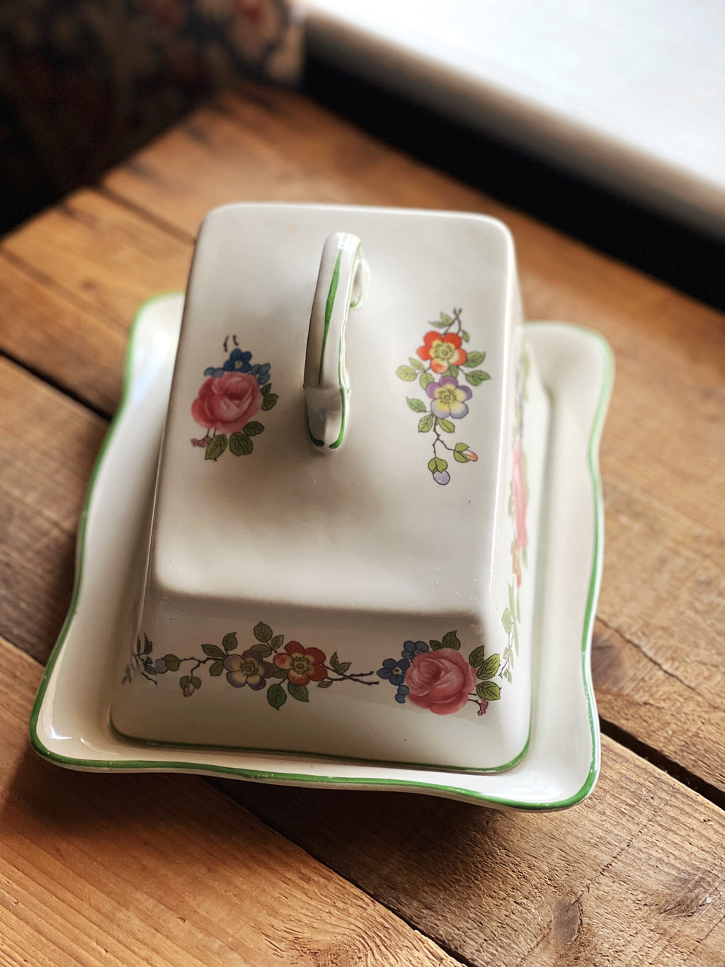 Antique Wilkinson Ltd Ye Olde English Rose Cheese Dish