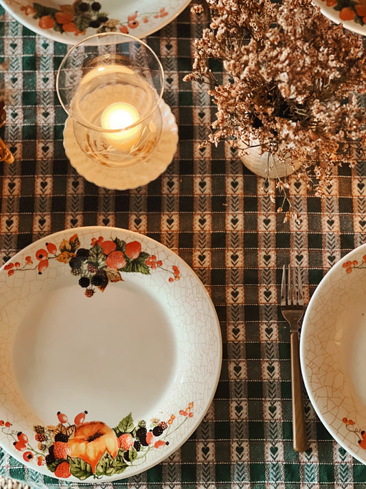 Vintage Round Gingham Tablecloth