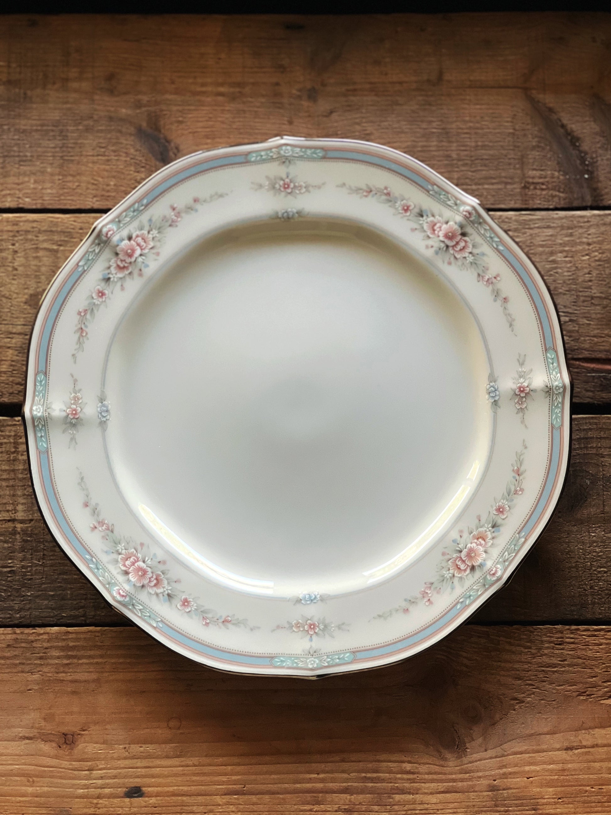 blue and pink floral dinner plate