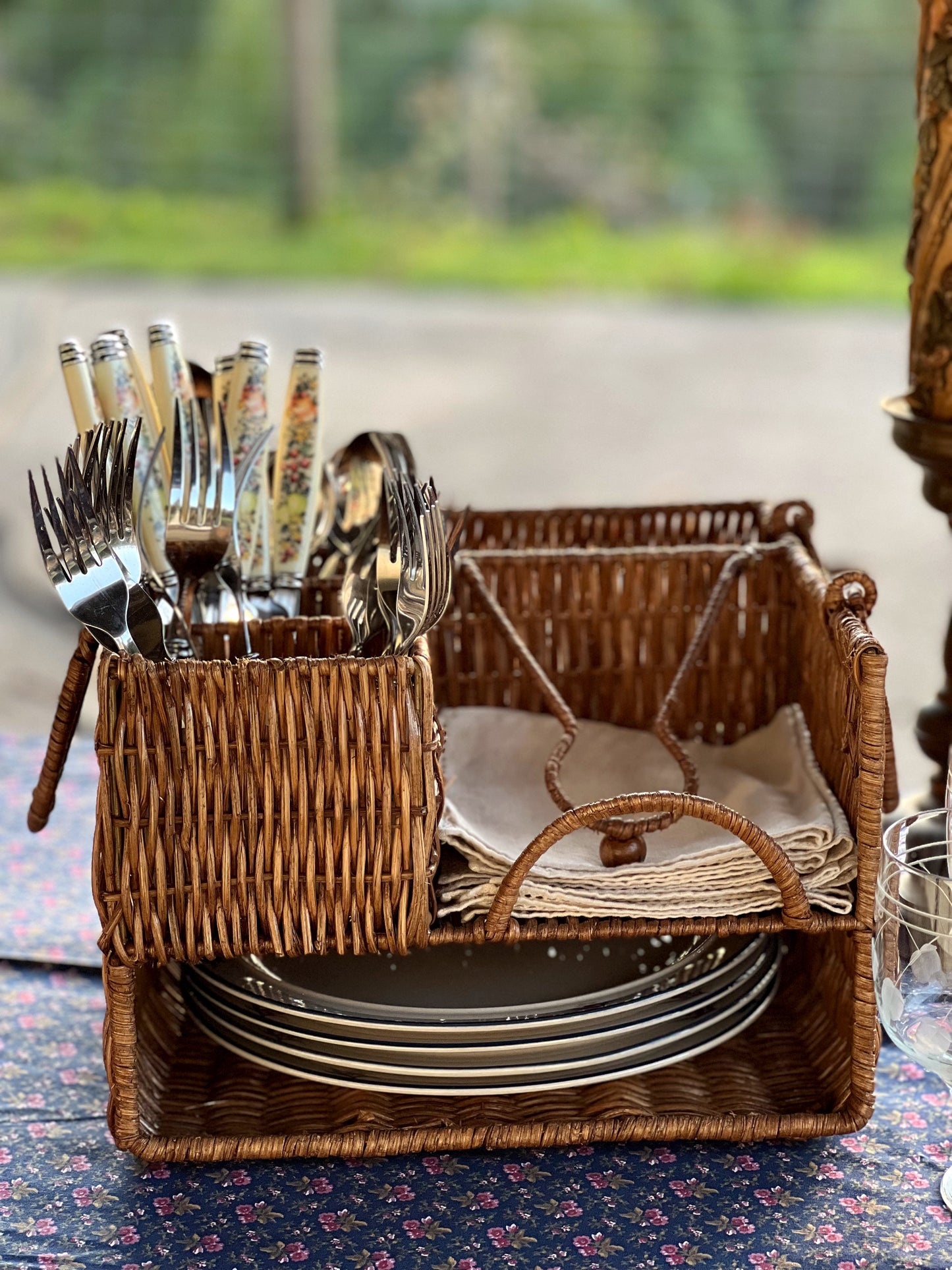 Woven Picnic Server