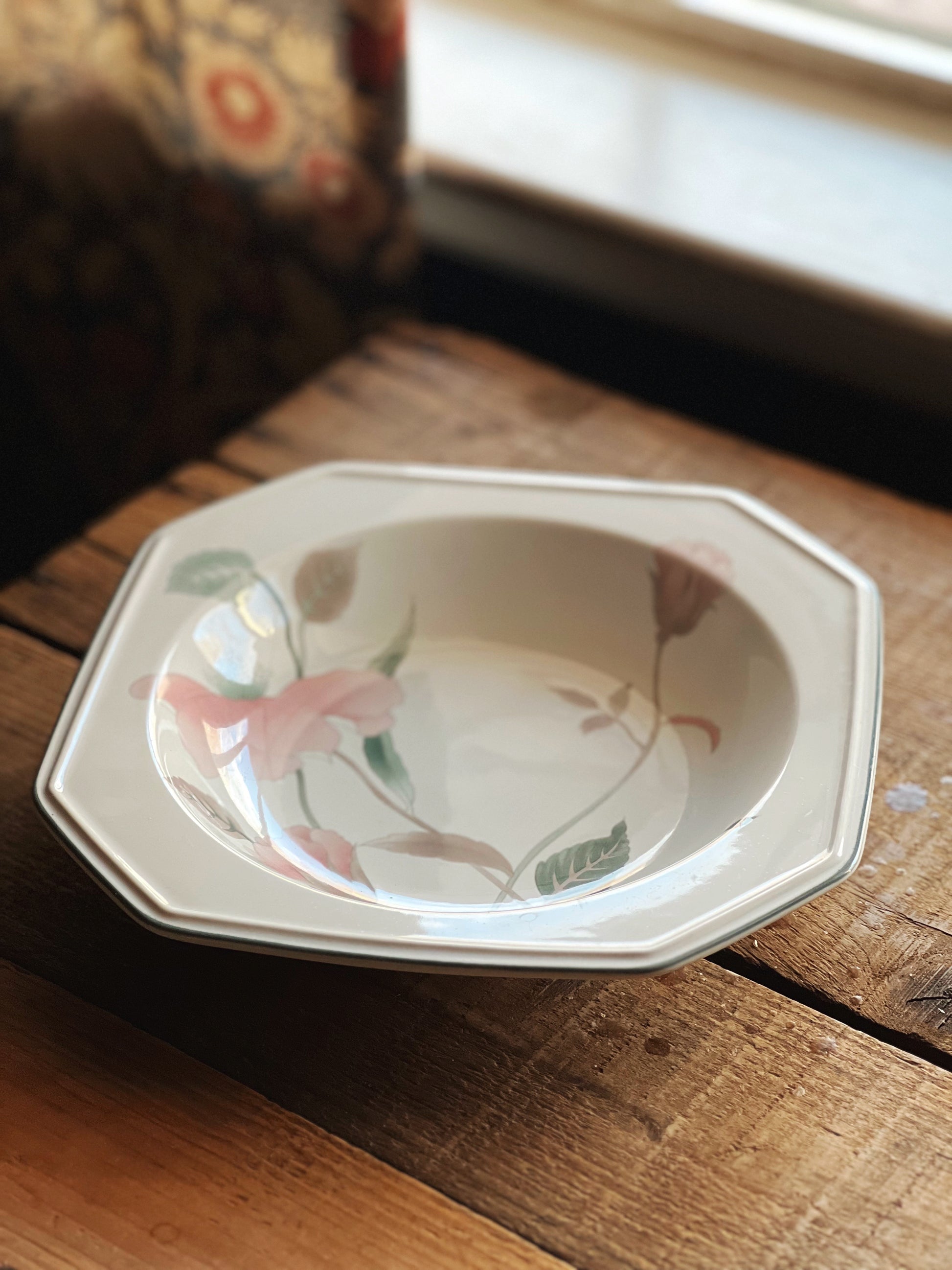 Vintage Set of 4 Mikasa Continental Silk Flowers Soup Bowls