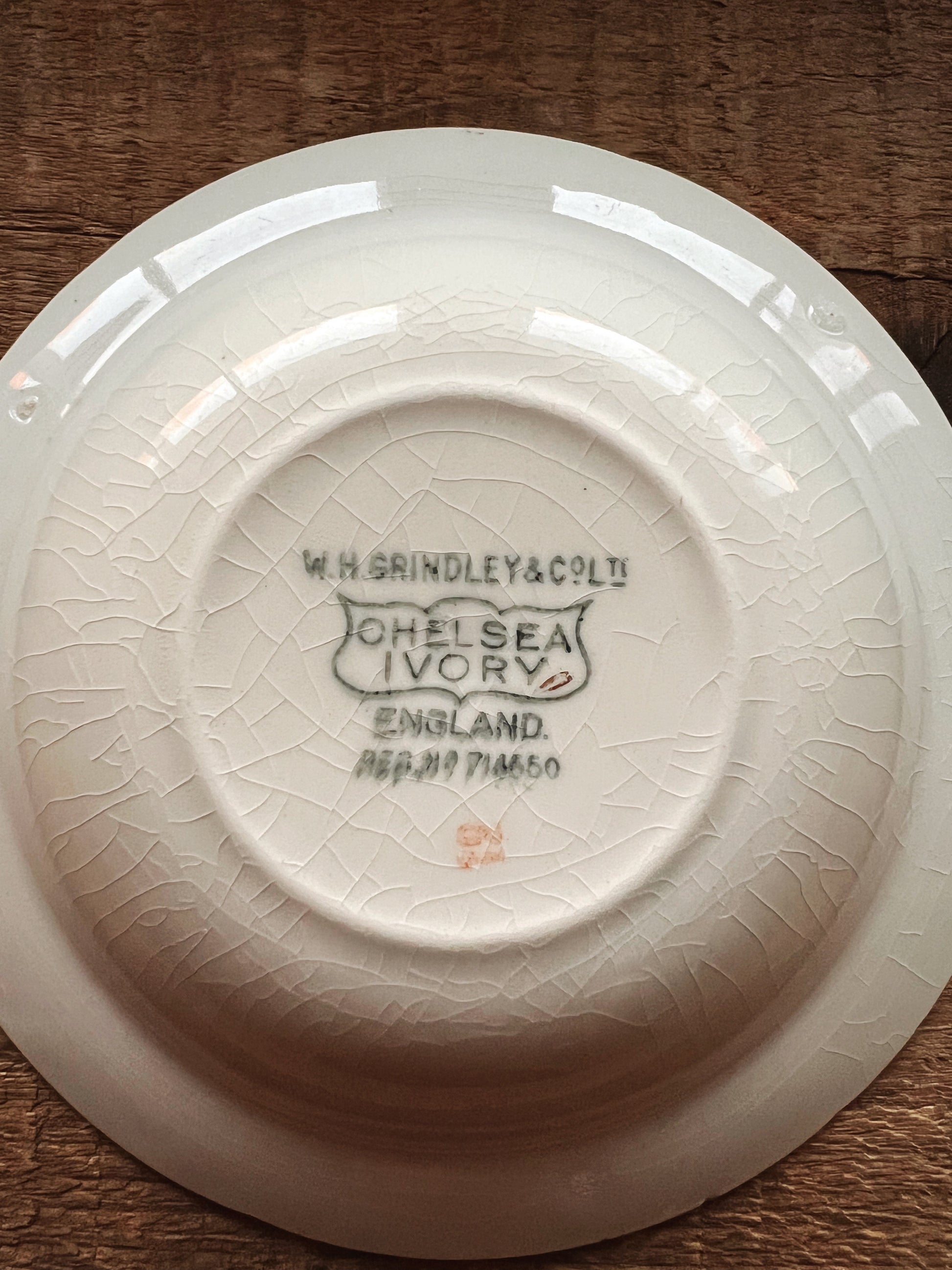 Rare Antique WH Grindley Chelsea Ivory Torbay Berry Bowl