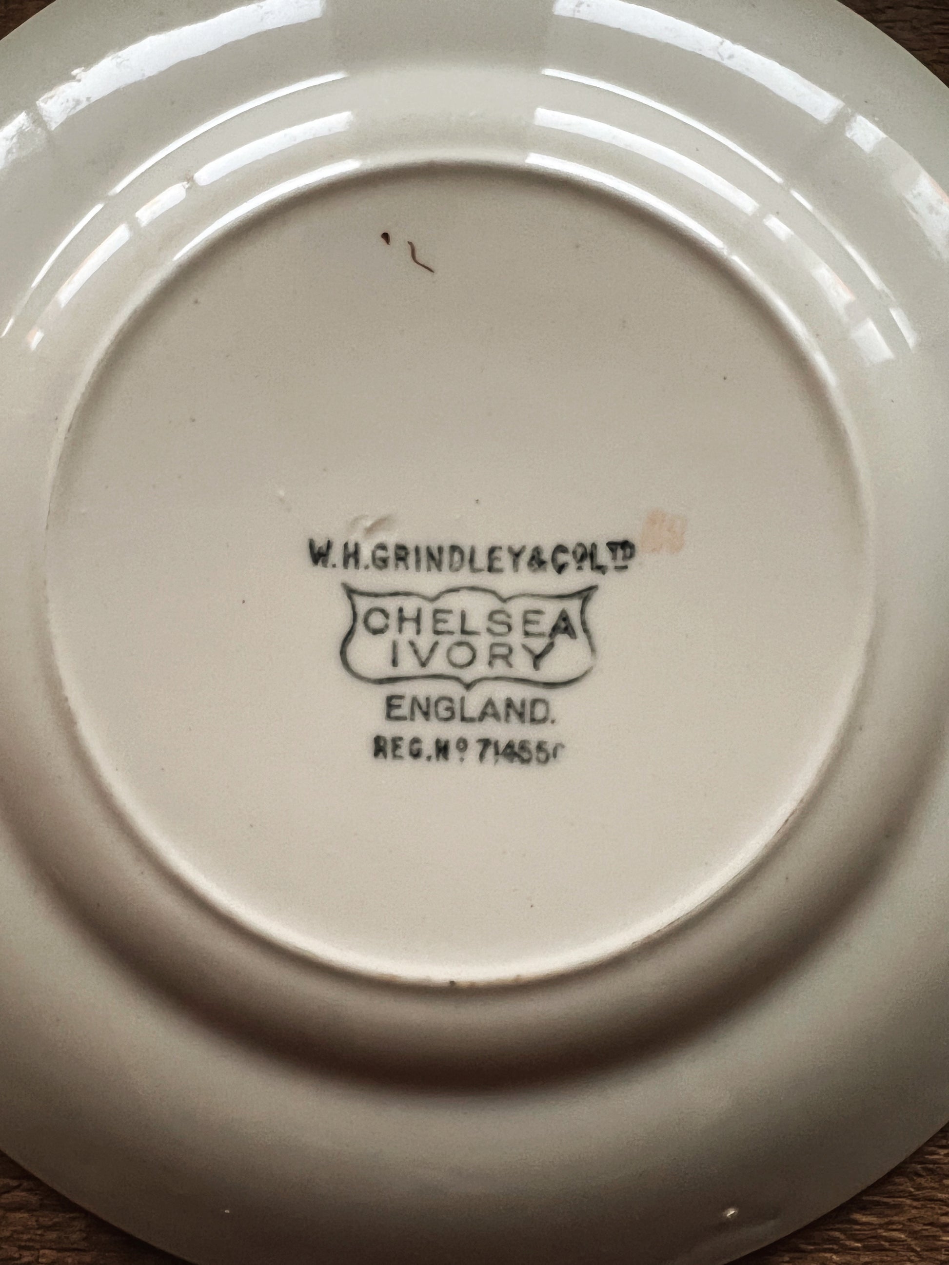 Rare Antique WH Grindley Chelsea Ivory Torbay Luncheon Plate