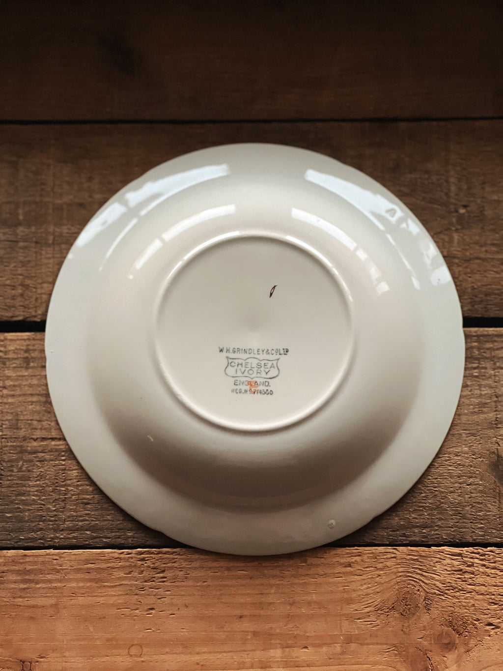 Rare Antique WH Grindley Chelsea Ivory Torbay Rimmed Soup Bowl