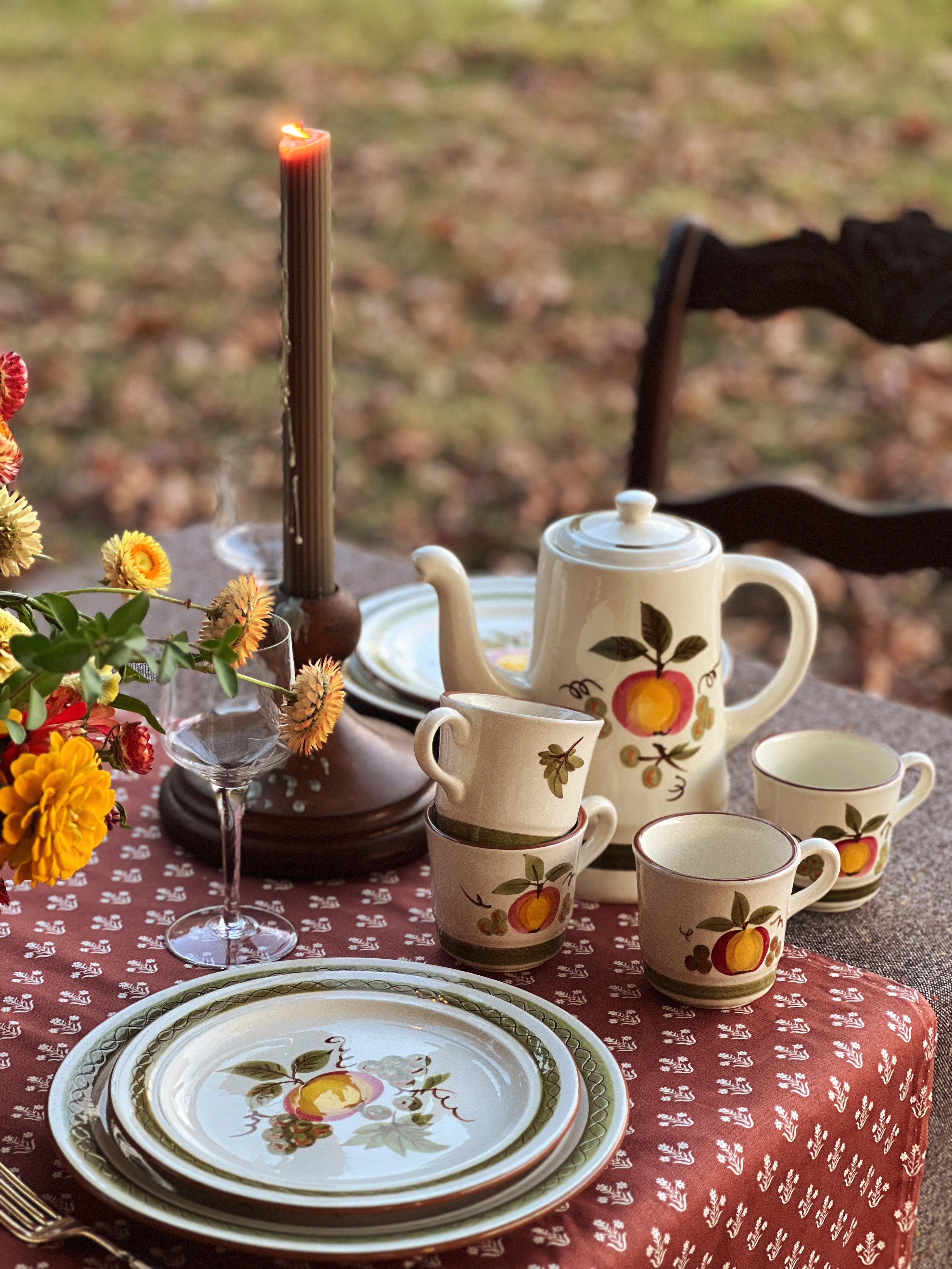 Vintage & Replacement China, Glassware, Flatware & Tabletop Decor