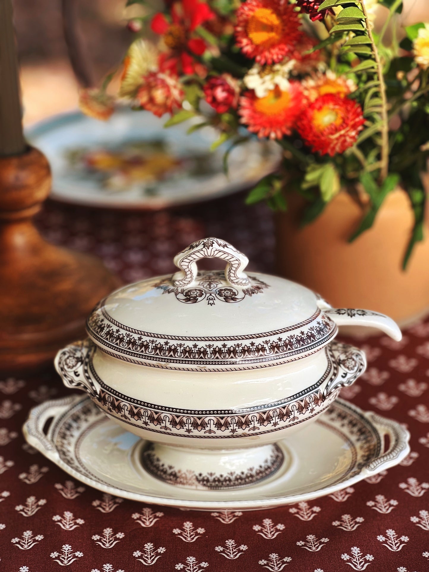 Vintage 4 Piece Transferware Gravy Boat with Under Plate and Ladle