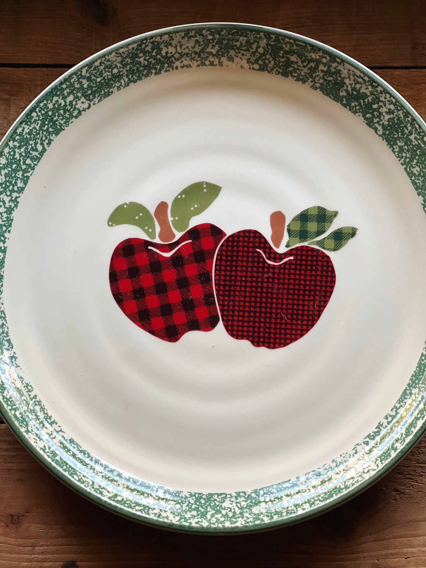 Vintage International China Co Apple Jack Dinner Plate