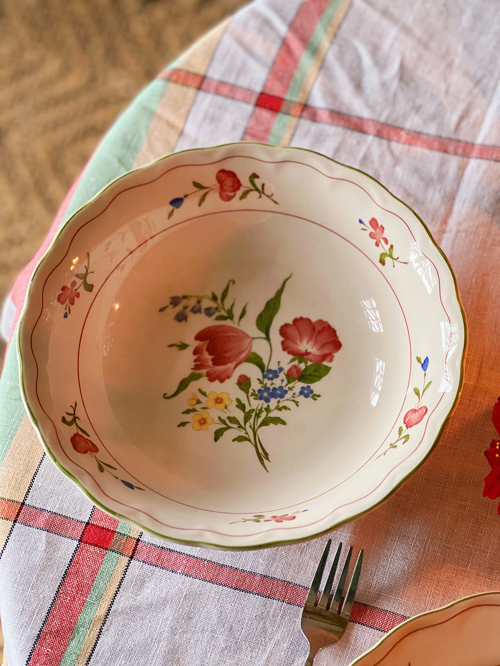 Vintage Nikko Provincial Biarritz Round Vegetable Bowl