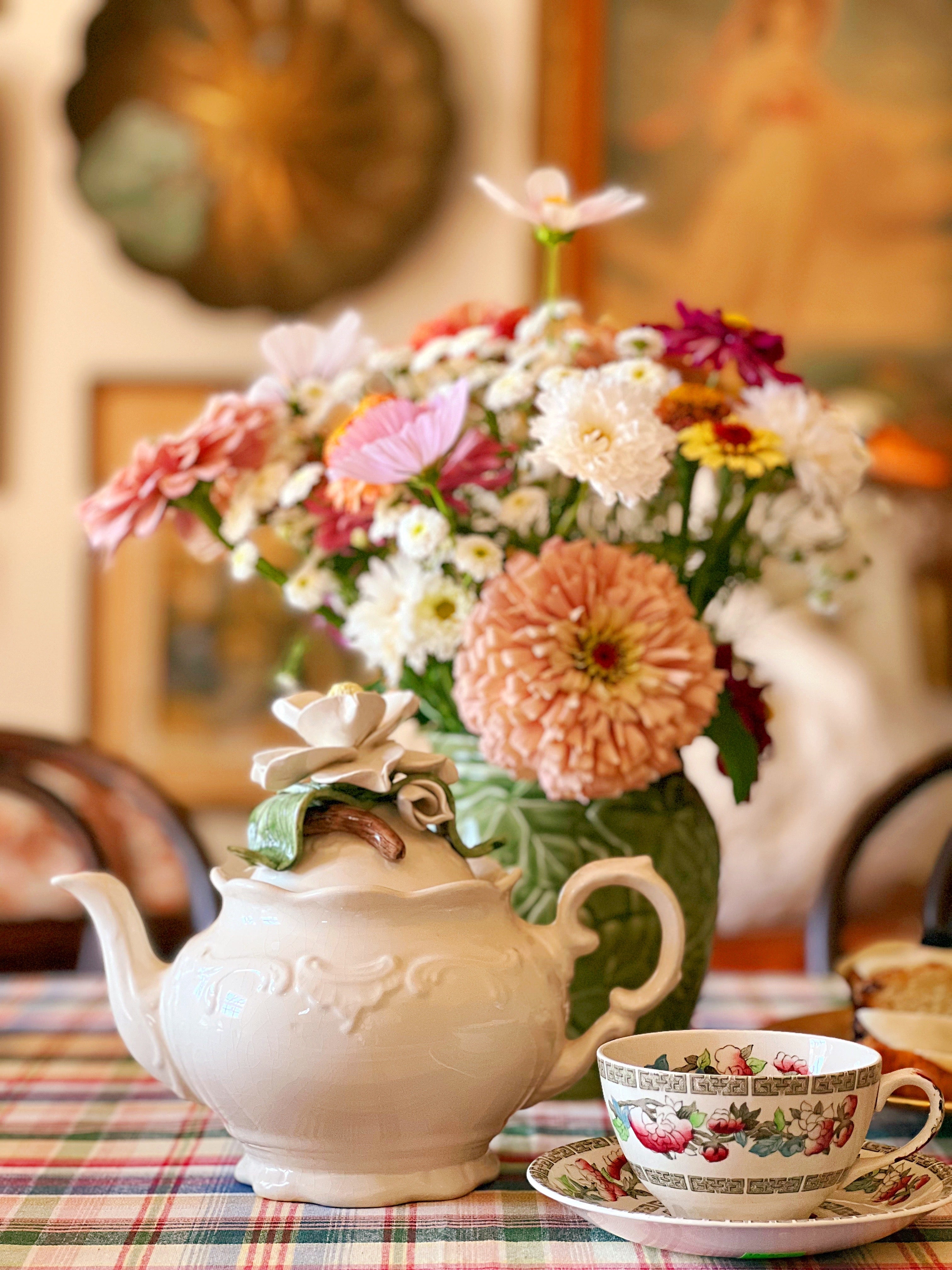 Vintage and Antique Teapots and Coffee Pots | Feast Vintage