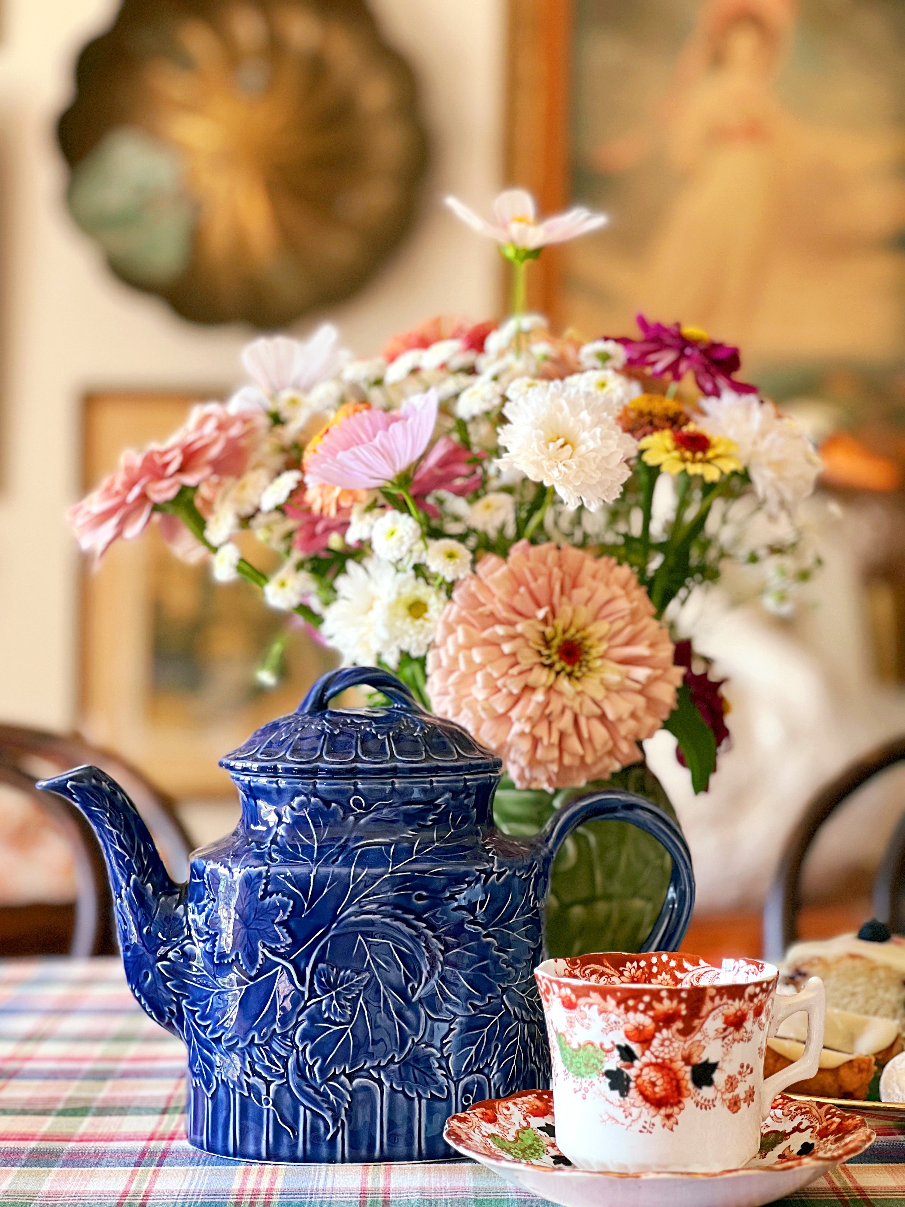 Vintage and Antique Teapots and Coffee Pots | Feast Vintage