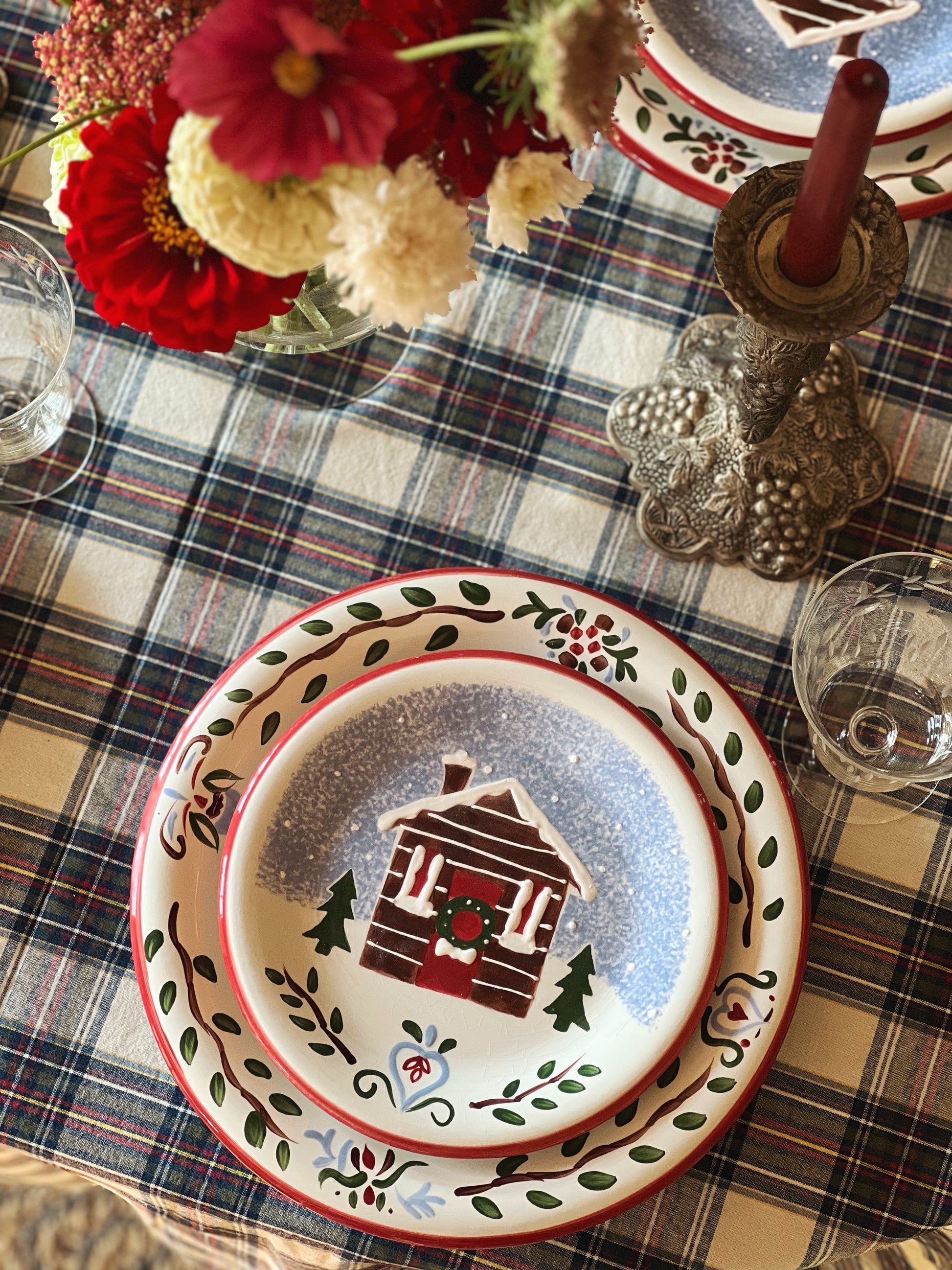 Vintage Hand Painted Set of 4 Christmas Dinner Plates