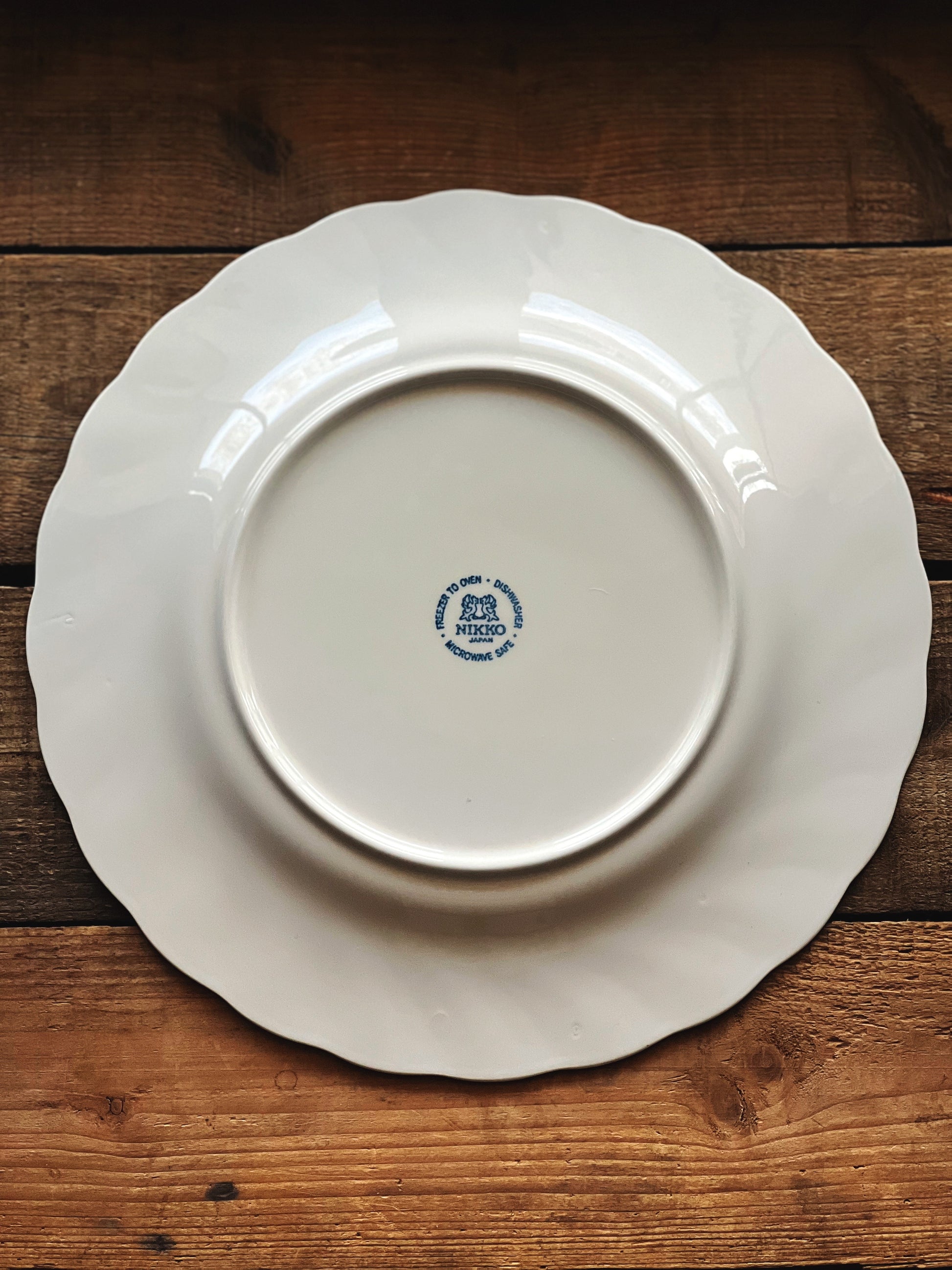 Vintage Nikko Happy Holidays Dinner Plate