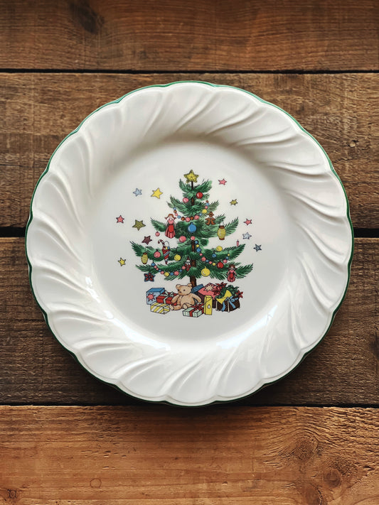 Nikko Happy Holidays salad plate