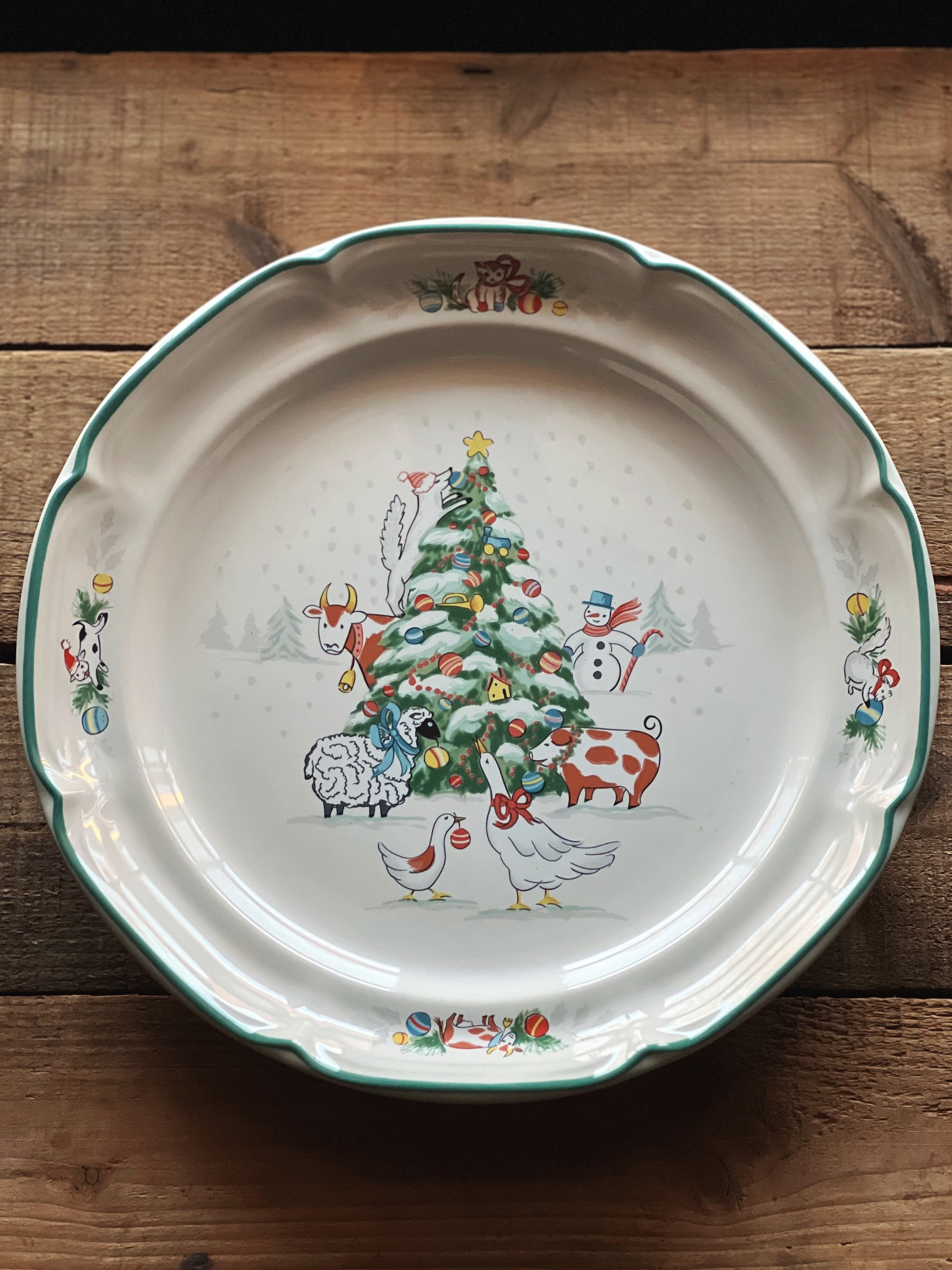 vintage Country Christmas plates