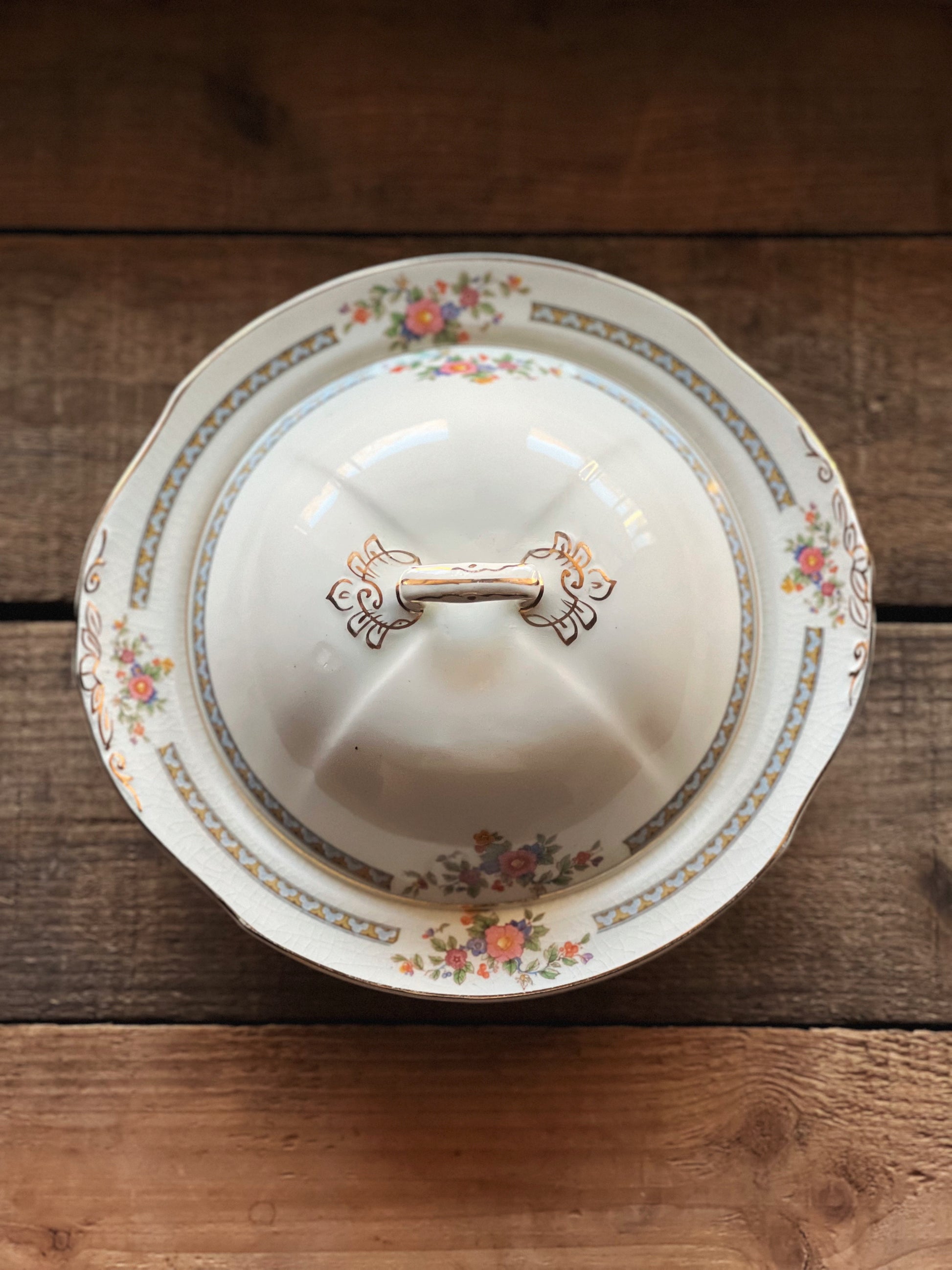 Rare Antique WH Grindley Chelsea Ivory Torbay Covered Butter Dish