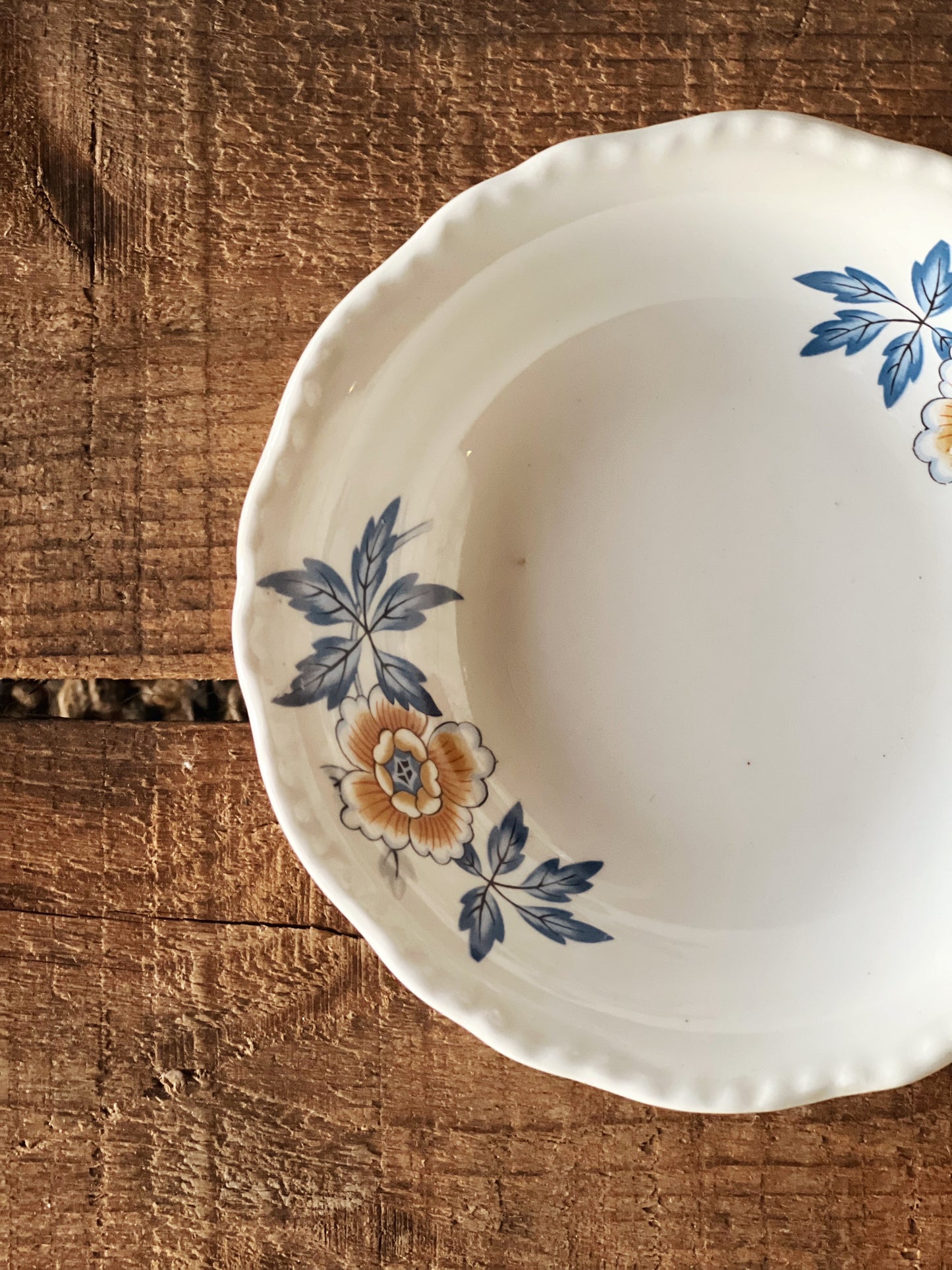 Set of 5 Vintage Blue Floral Berry Bowls