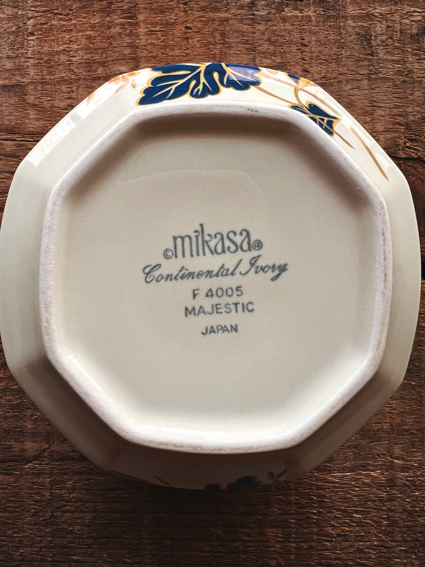 Vintage Mikasa Continental Ivory Majestic Dessert Bowl