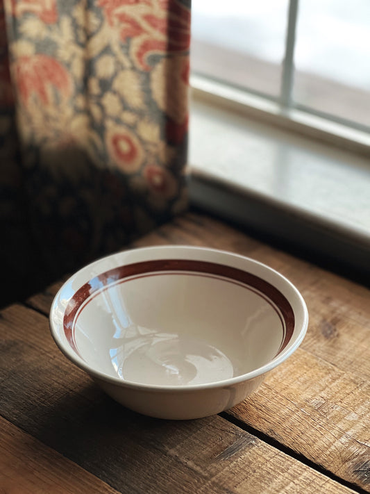 Vintage Stoneware Round Cereal Bowl / Vegetable Bowl / Serving Bowl