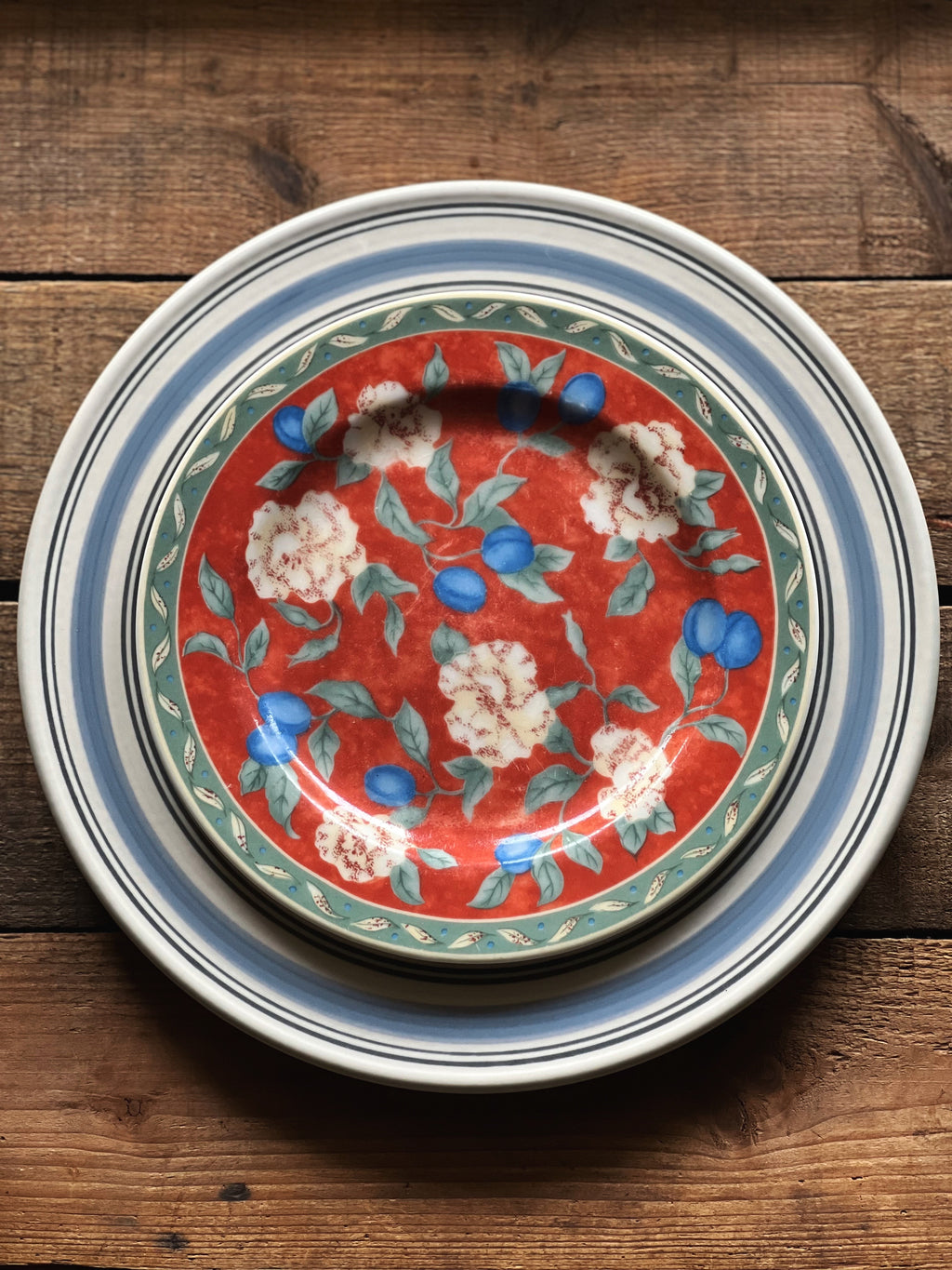 Vintage PTS International Interiors Provence Salad Plate