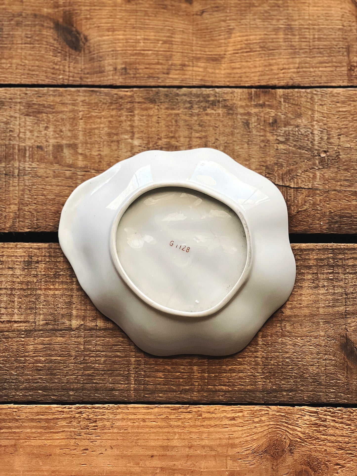 Vintage Hand Painted Coral and Gold Shell Bowl