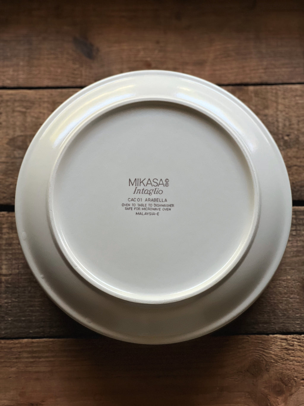 Vintage Mikasa Intaglio Arabella Vegetable Bowl