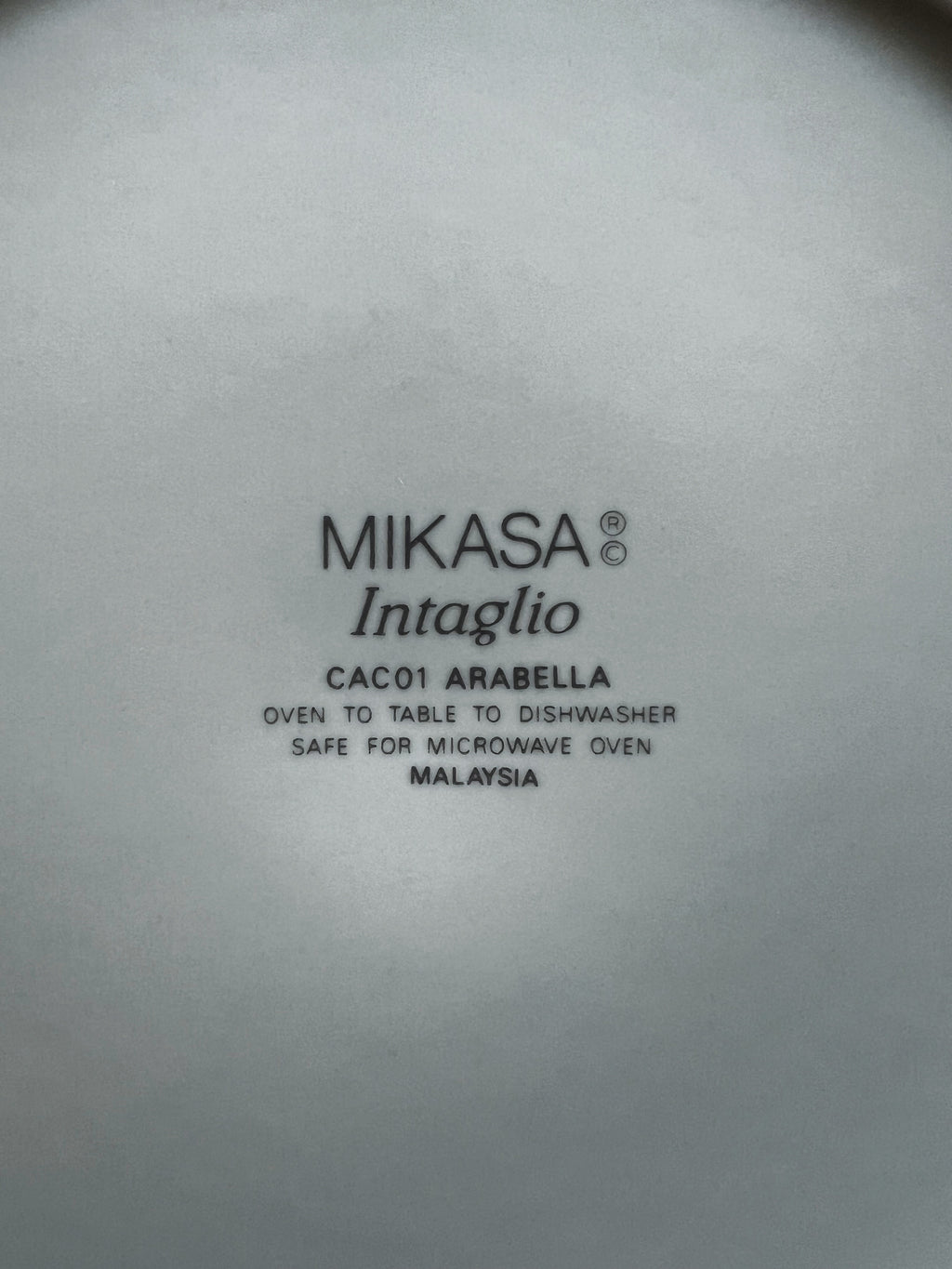 Vintage Mikasa Intaglio Arabella 1.5 Quart Covered Casserole