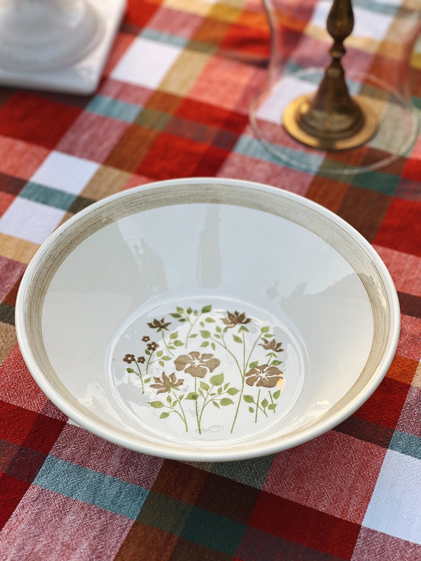 Vintage USA Round Floral Serving Bowl