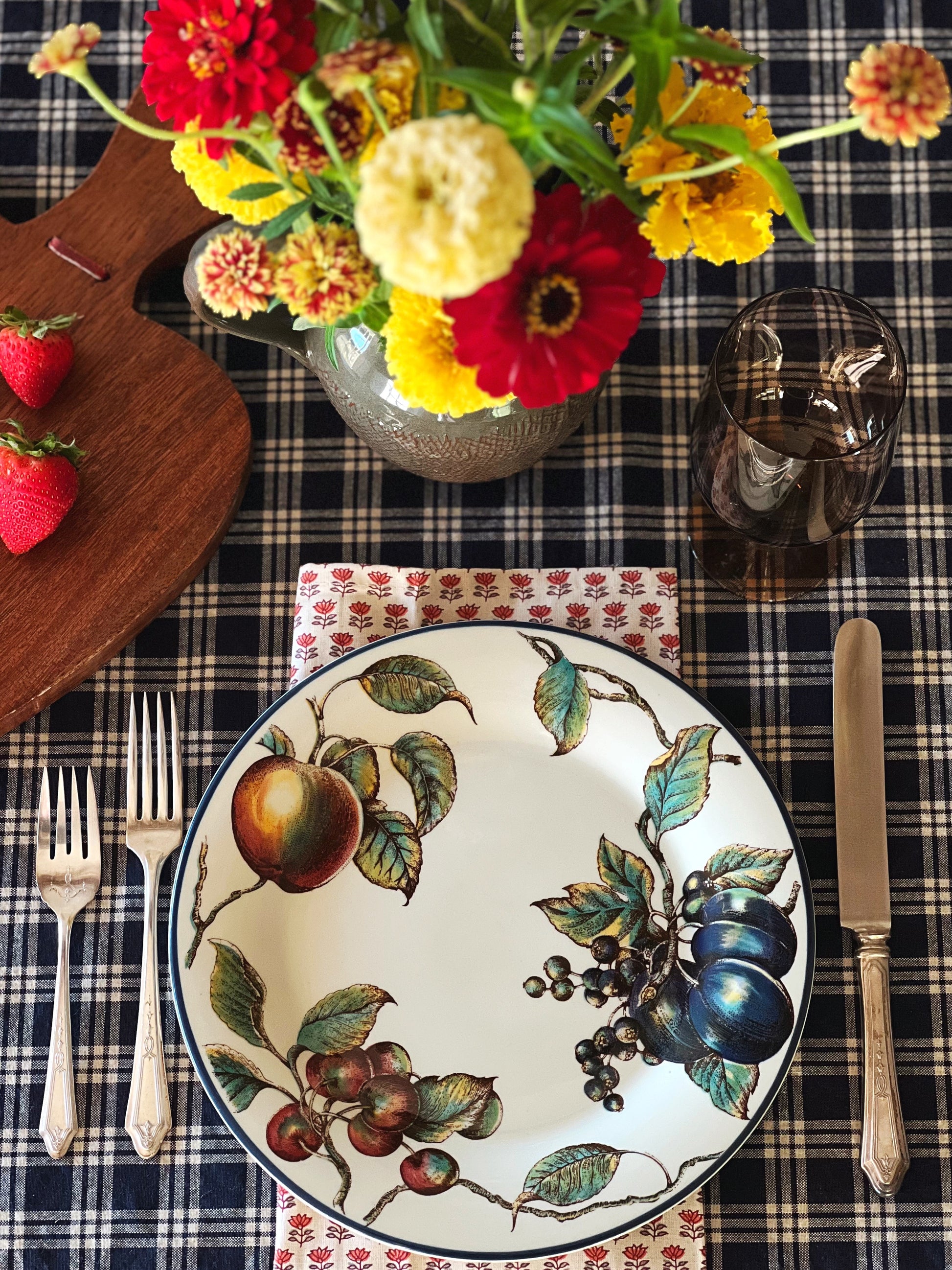 Pier 1 Macintosh Dinner Plate