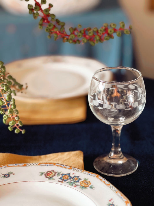 Vintage Etched Glass Petite Wine Glass / Aperitif Glass / Tasting Glass